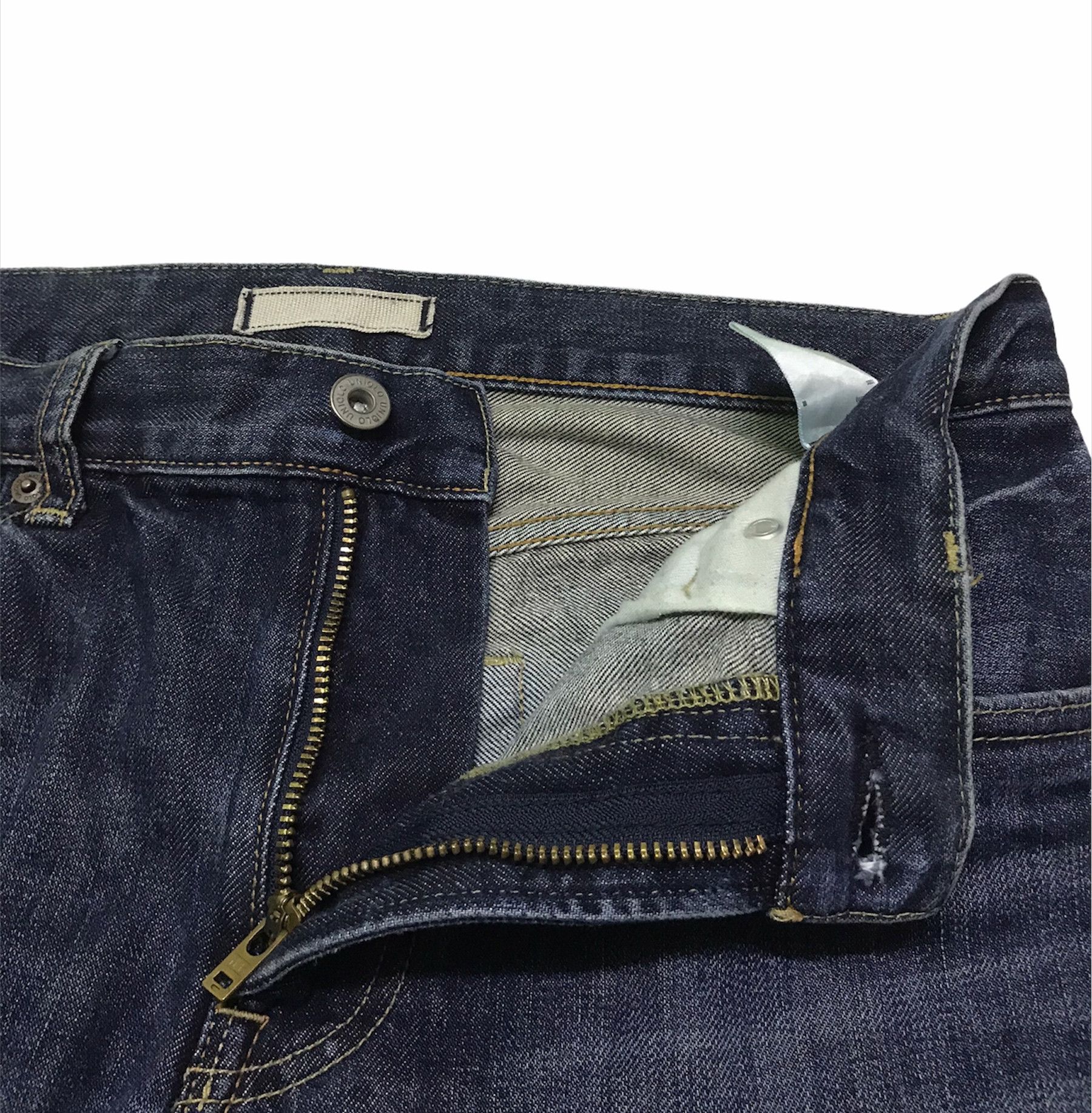 Uniqlo Uniqlo selvedge dark blue denim jeans Size US 30 / EU 46 - 3 Thumbnail