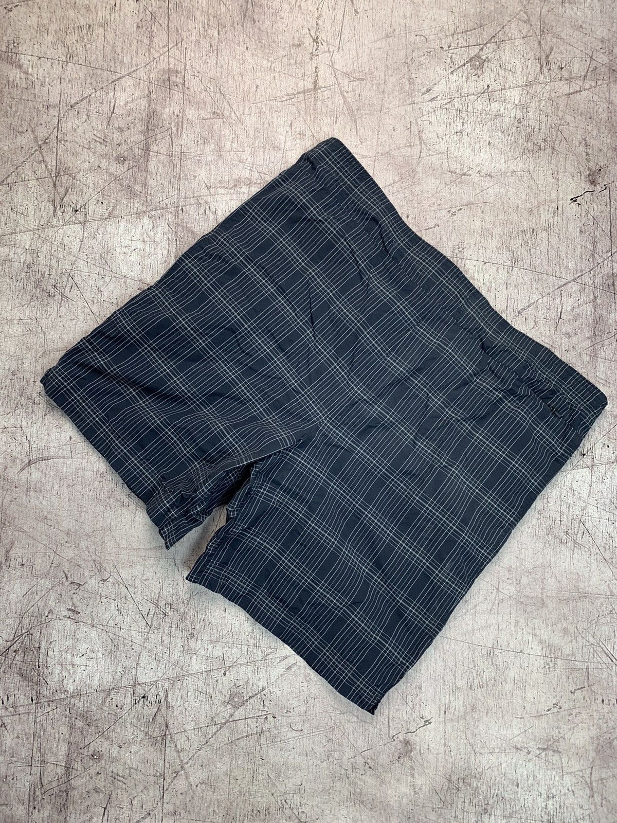 Nike × Vintage Nike Vintage Y2K 90s Shorts Size US 34 / EU 50 - 2 Thumbnail