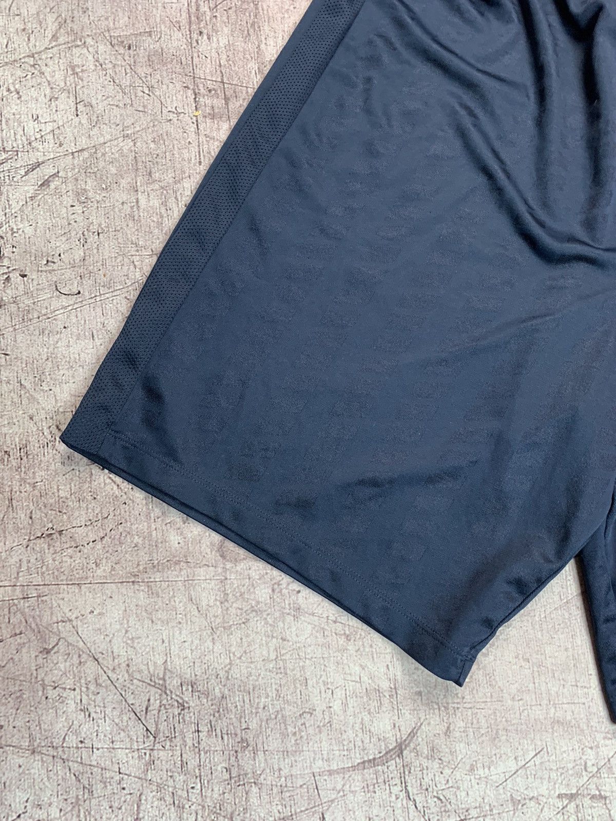 Nike × Vintage Vintage Nike Y2K Hype Shorts Size US 34 / EU 50 - 3 Thumbnail