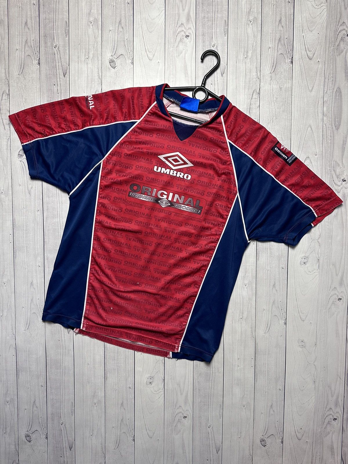 Umbro × Vintage Vintage Umbro pro training big logo monogram size L Size US L / EU 52-54 / 3 - 1 Thumbnail