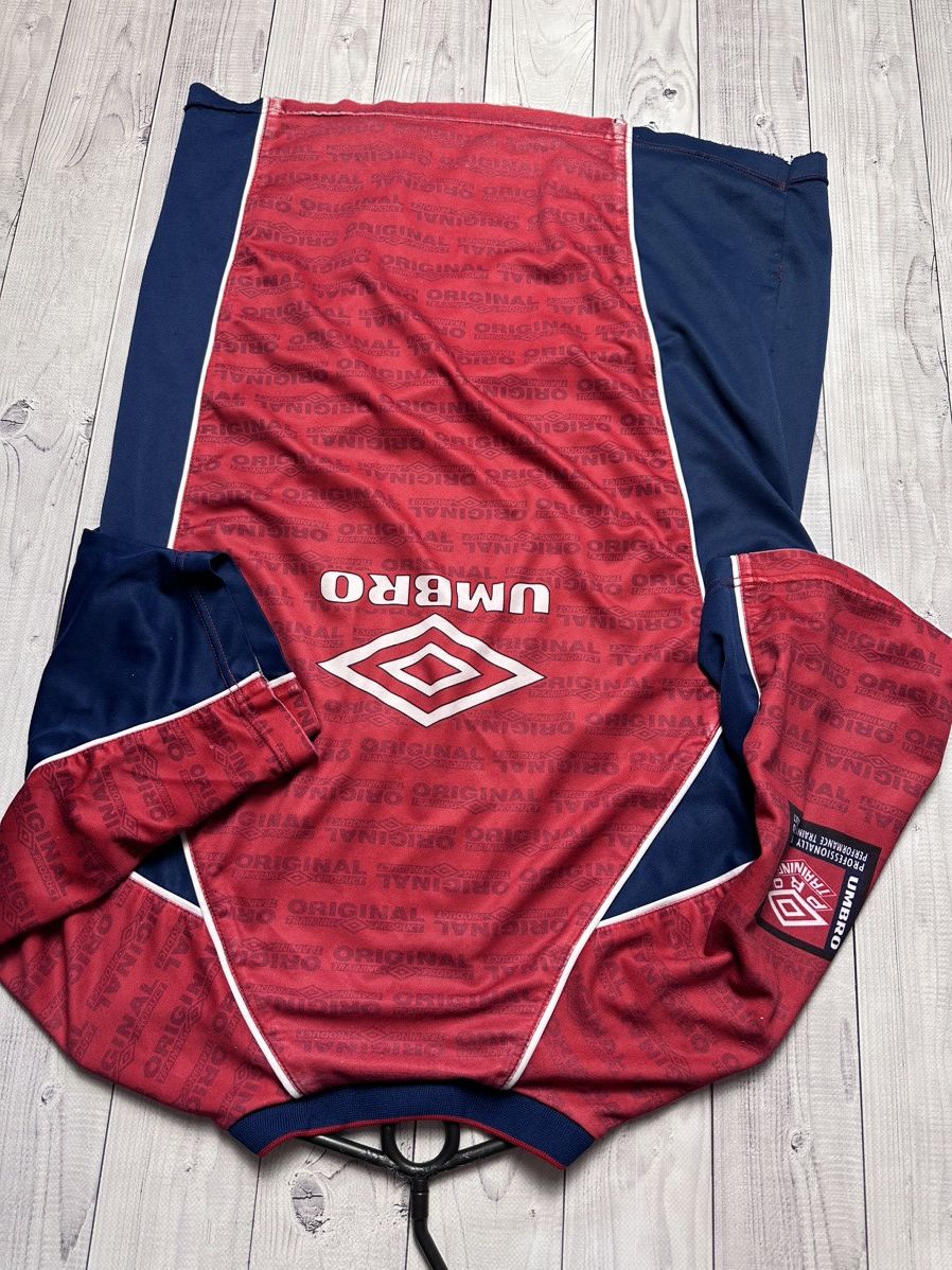 Umbro × Vintage Vintage Umbro pro training big logo monogram size L Size US L / EU 52-54 / 3 - 3 Thumbnail