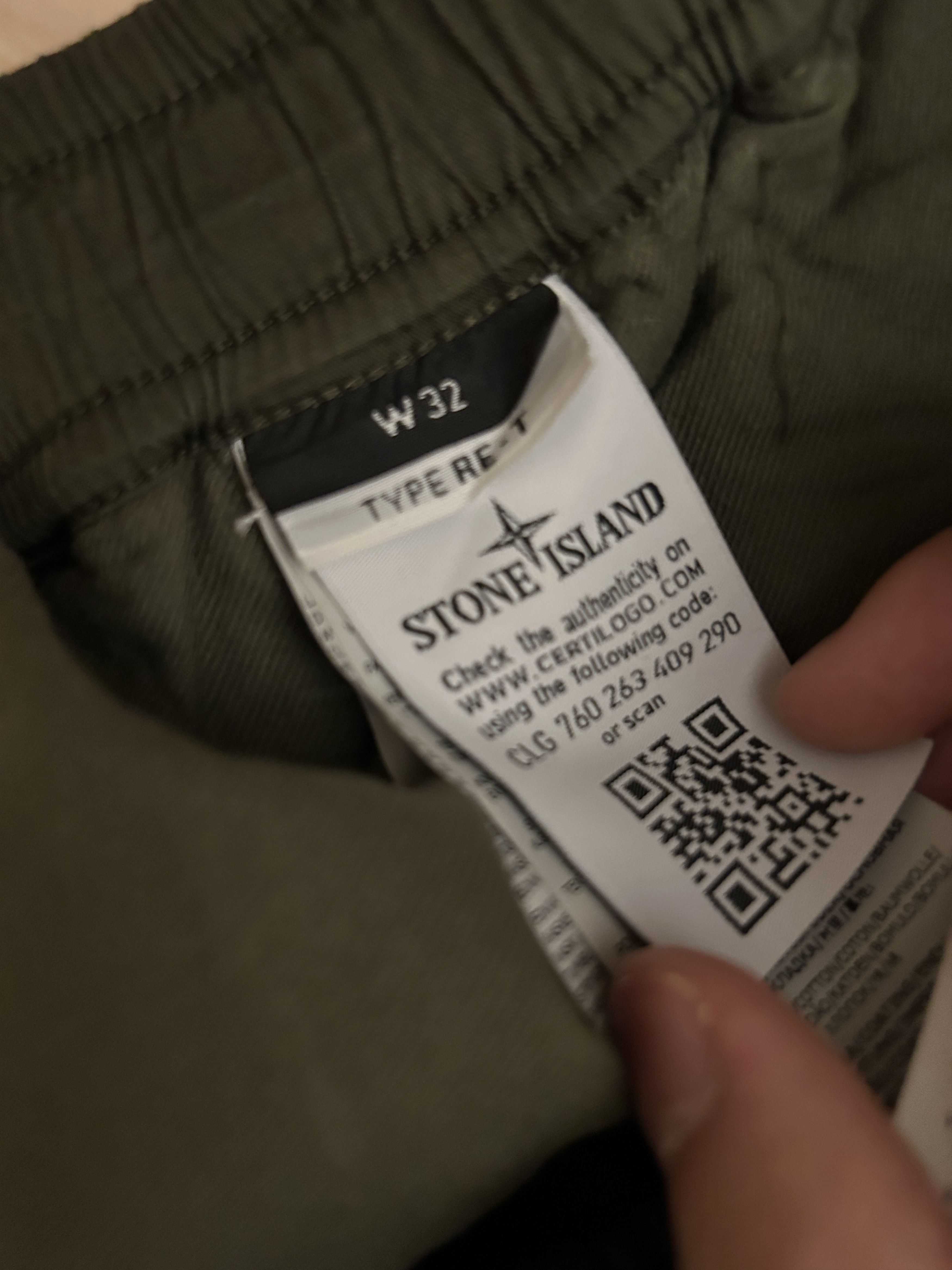 Stone Island 32398 REFLECTIVE WEAVE RIPSTOP-TC cargo pants Olive f/w 19 Size US 32 / EU 48 - 9 Thumbnail