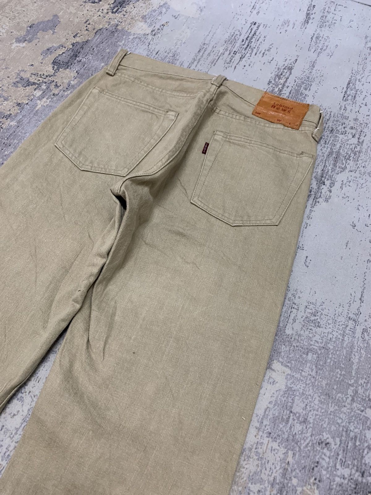 Japanese Brand Japanese Brand Tabloid News Selvedge Denim 27x31.5 Size US 27 - 11 Thumbnail