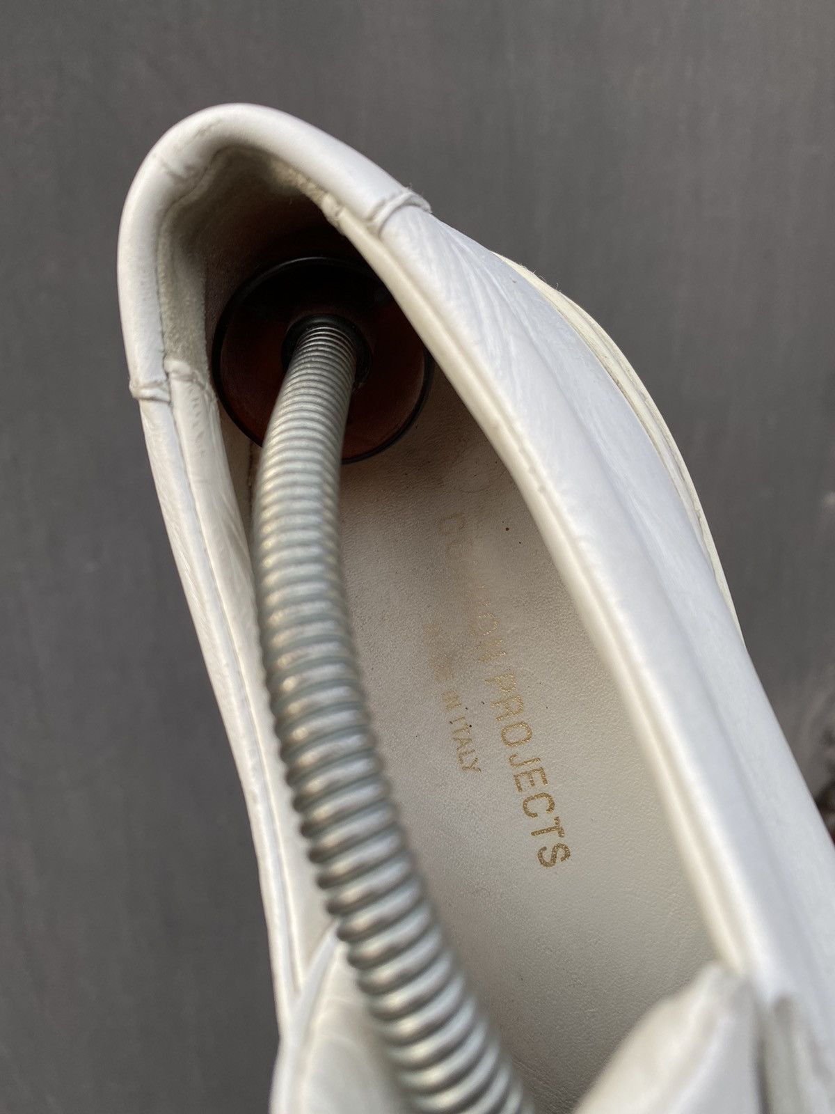 Common Projects Common Projects achilles white leather sneakers size 42 Size US 9.5 / EU 42-43 - 11 Thumbnail
