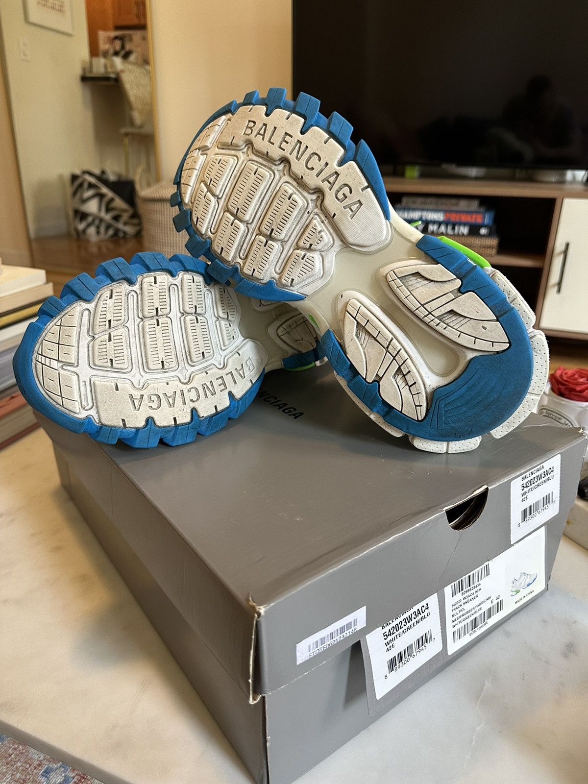 Balenciaga Balenciaga Men’s Track Sneakers Size 42 White Green Blue Size US 9.5 / EU 42-43 - 8 Thumbnail