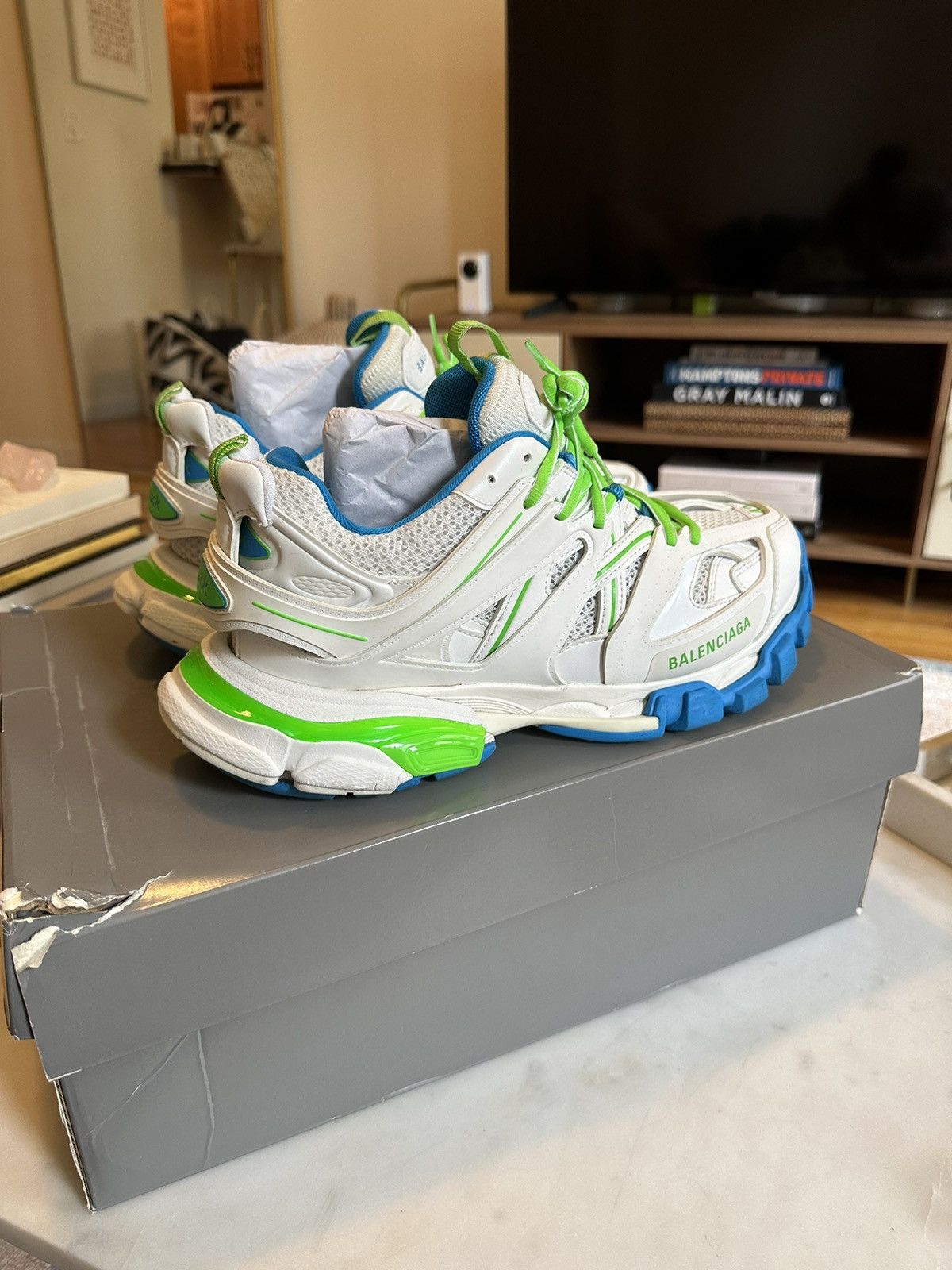 Balenciaga Balenciaga Men’s Track Sneakers Size 42 White Green Blue Size US 9.5 / EU 42-43 - 13 Thumbnail