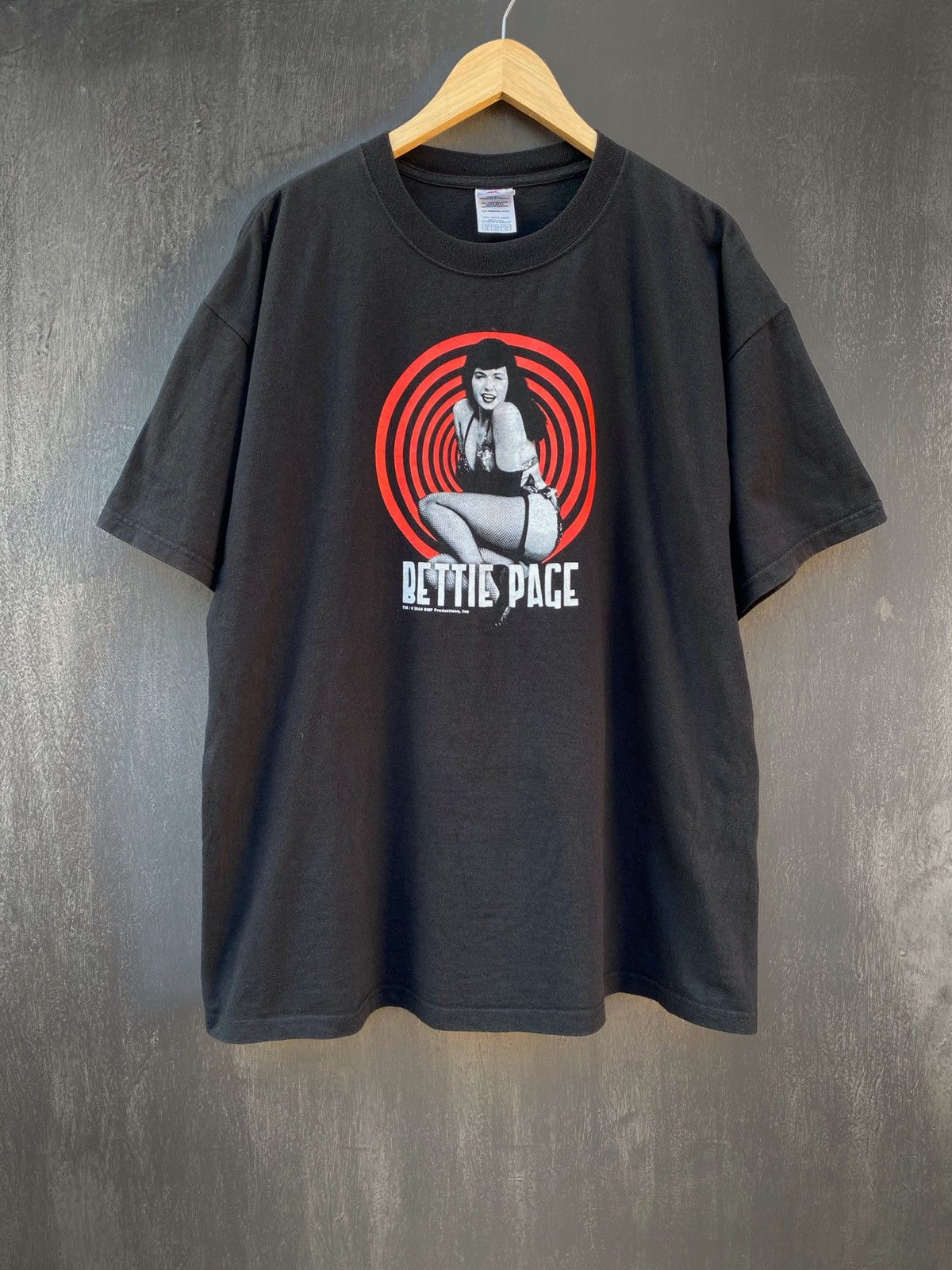 Vintage Bettie Page Vintage t shirt size Xl Size US XL / EU 56 / 4 - 1 Thumbnail