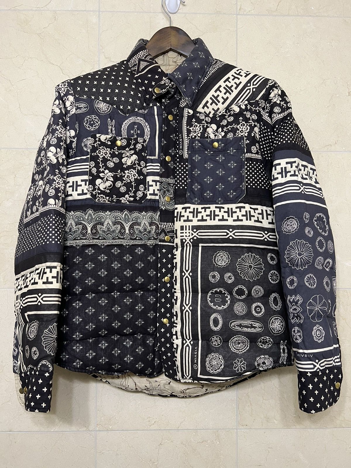 Visvim [Sold] ICT Kerchief Down Jkt, Black Bandana, Sz 2 | Grailed