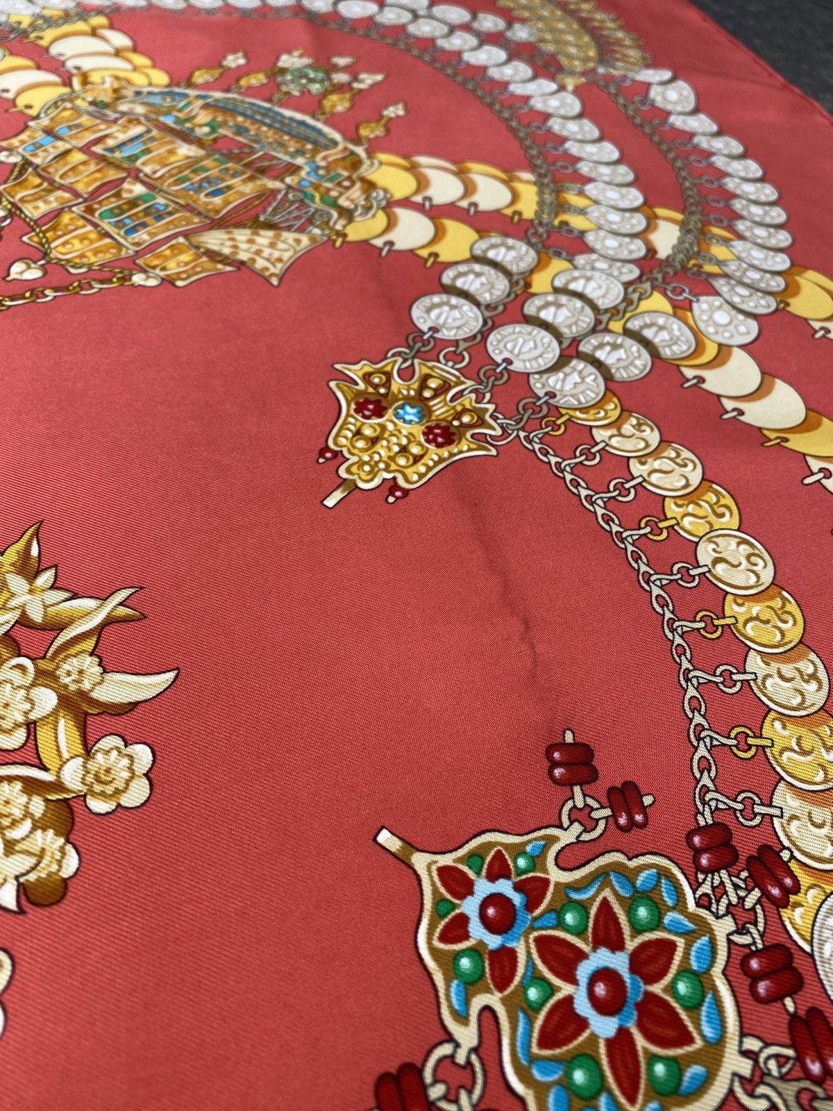 Hermes Hermes vintage silk scarf Kosmima By Julia Abadie RARE 1994 Size ONE SIZE - 8 Thumbnail