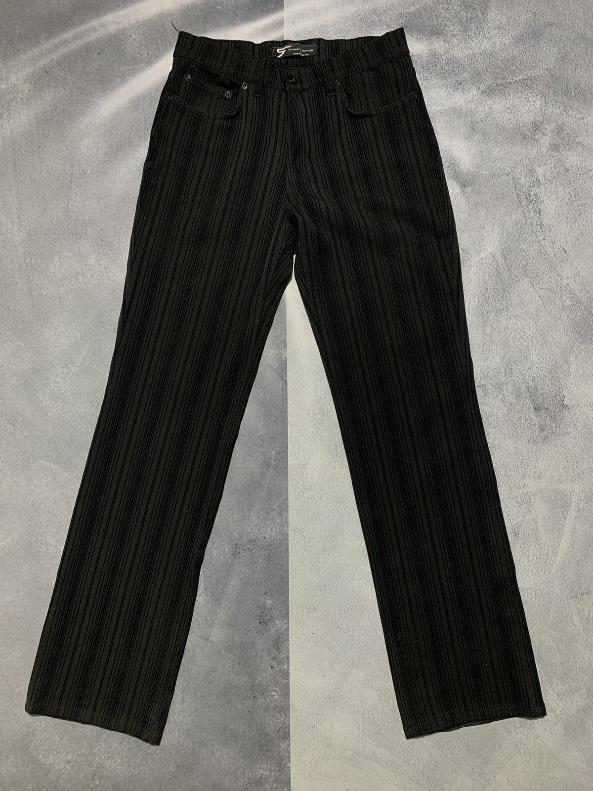 Vintage Vintage Y2K wmns striped straight fit pants size 29x34 Size 30" / US 8 / IT 44 - 1 Thumbnail