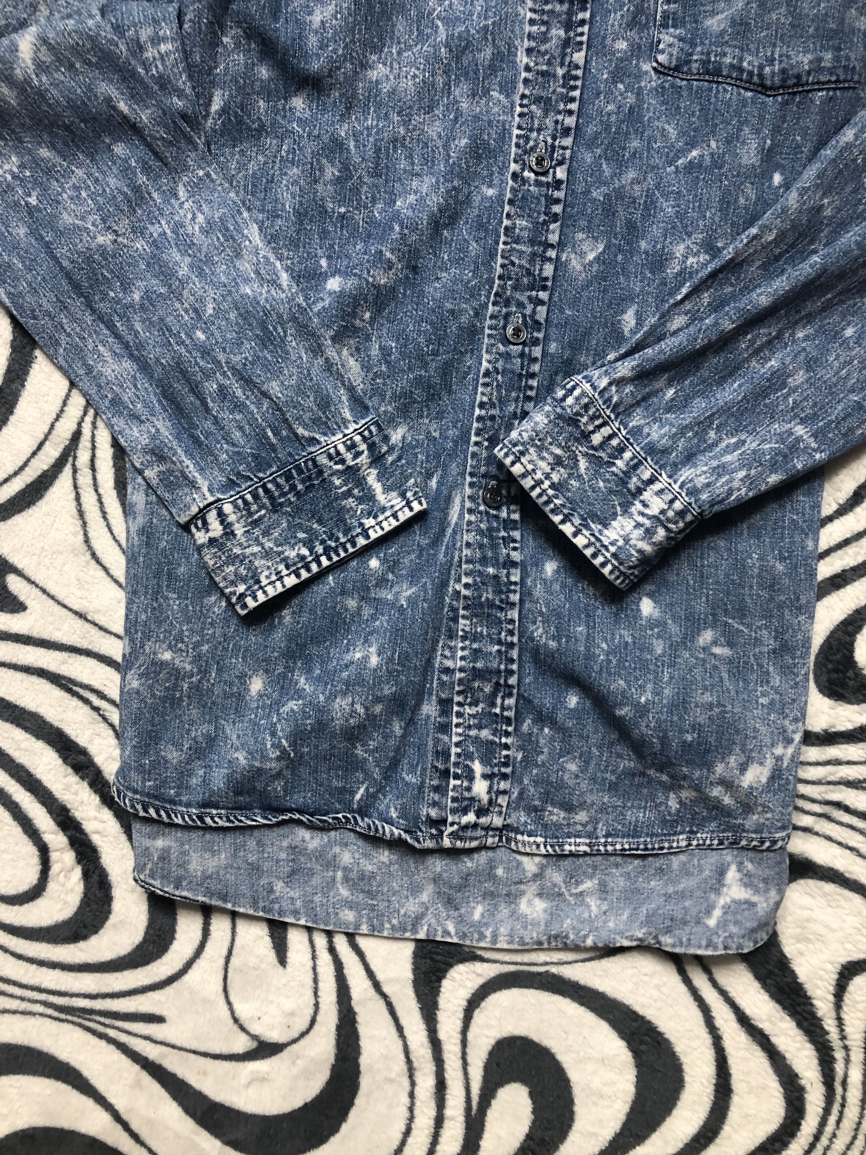 Calvin Klein × Vintage Calvin Klein Vintage Mens Washed Denim Shirt Size US M / EU 48-50 / 2 - 3 Thumbnail