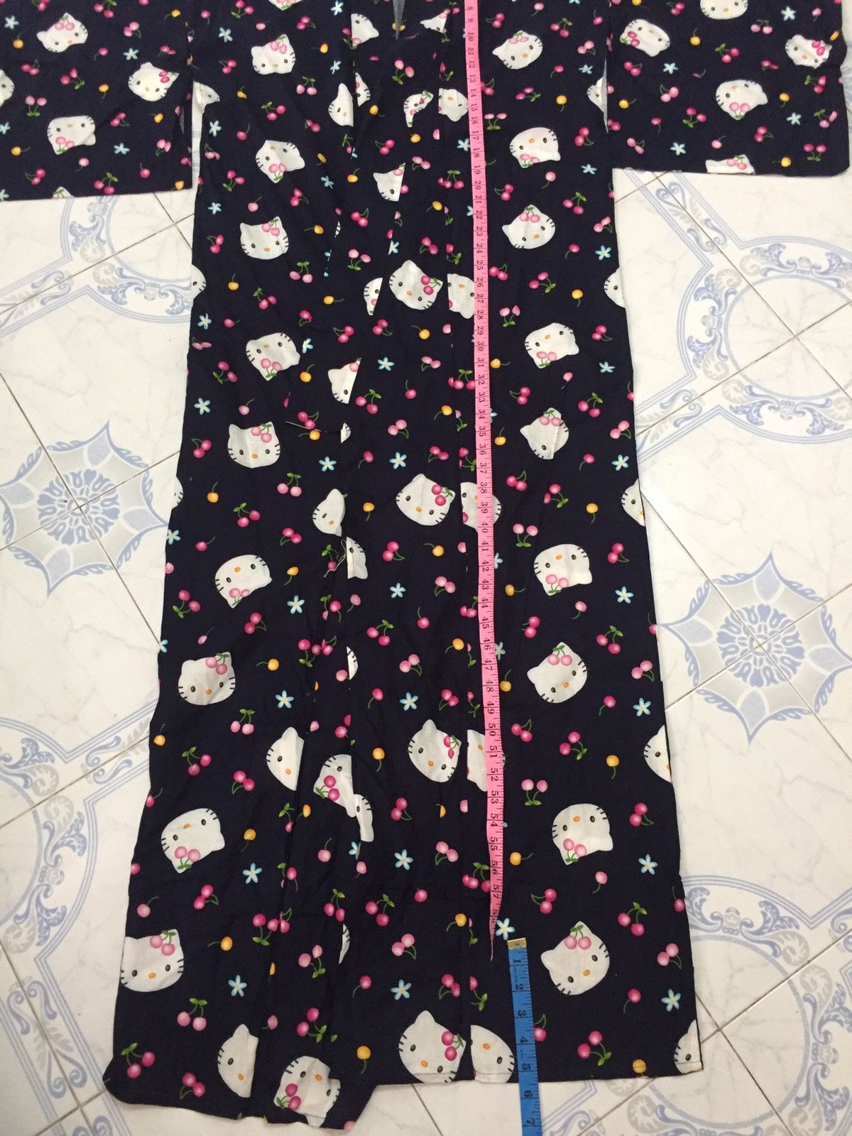 Cartoon Network Nice Hello Kitty Printed Long Kimono Size US L / EU 52-54 / 3 - 13 Thumbnail