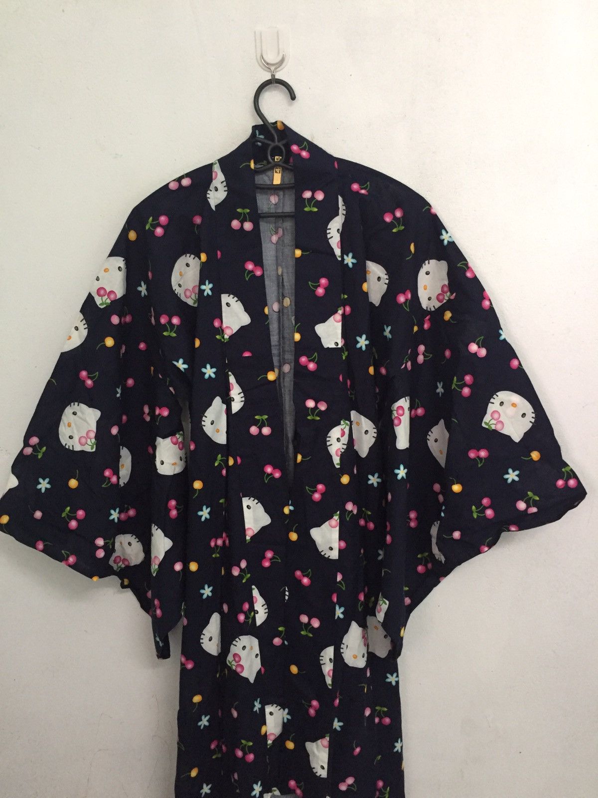 Cartoon Network Nice Hello Kitty Printed Long Kimono Size US L / EU 52-54 / 3 - 3 Thumbnail