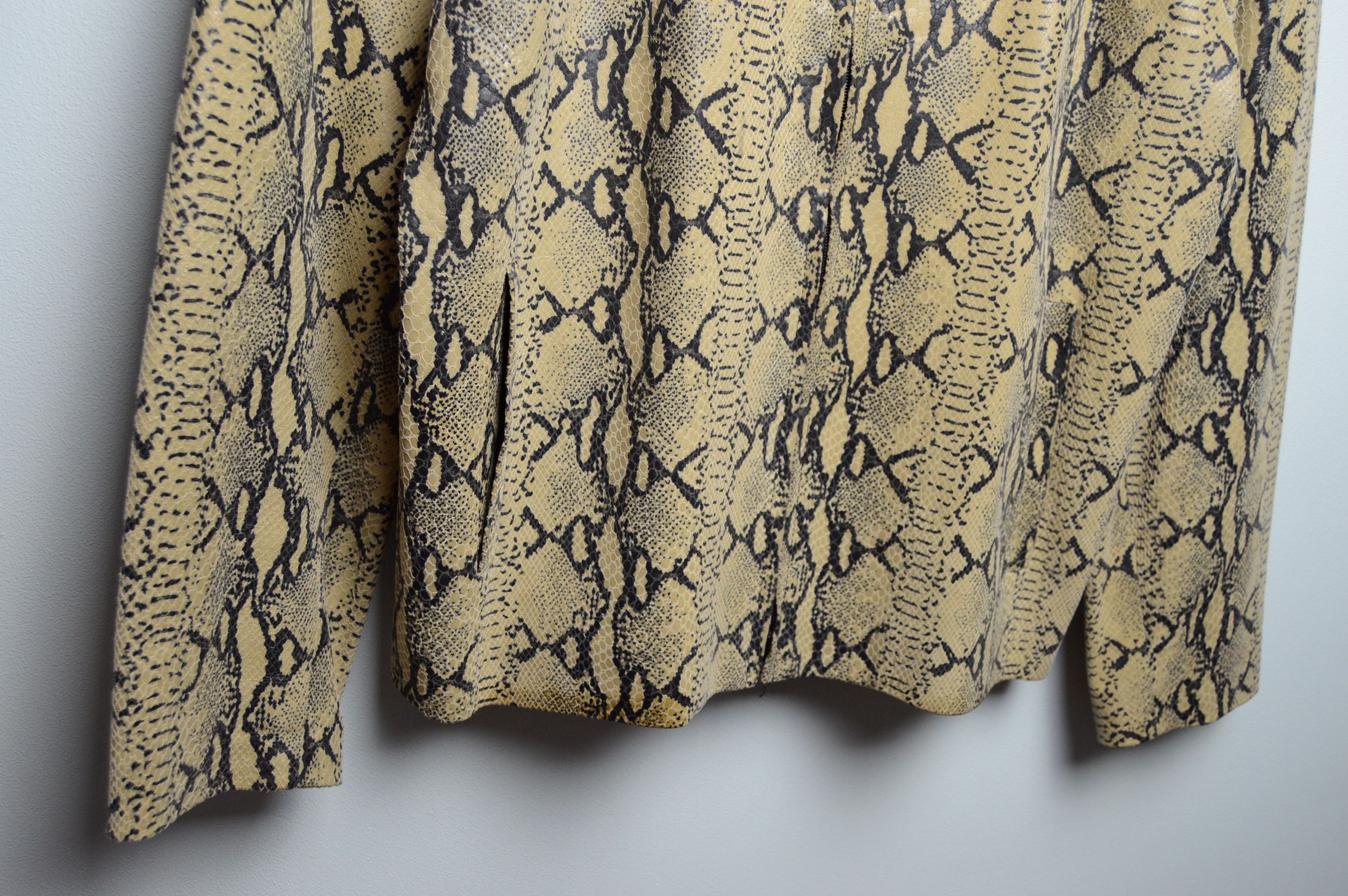 Mackage mackage python leather jacket Size US L / EU 52-54 / 3 - 5 Thumbnail