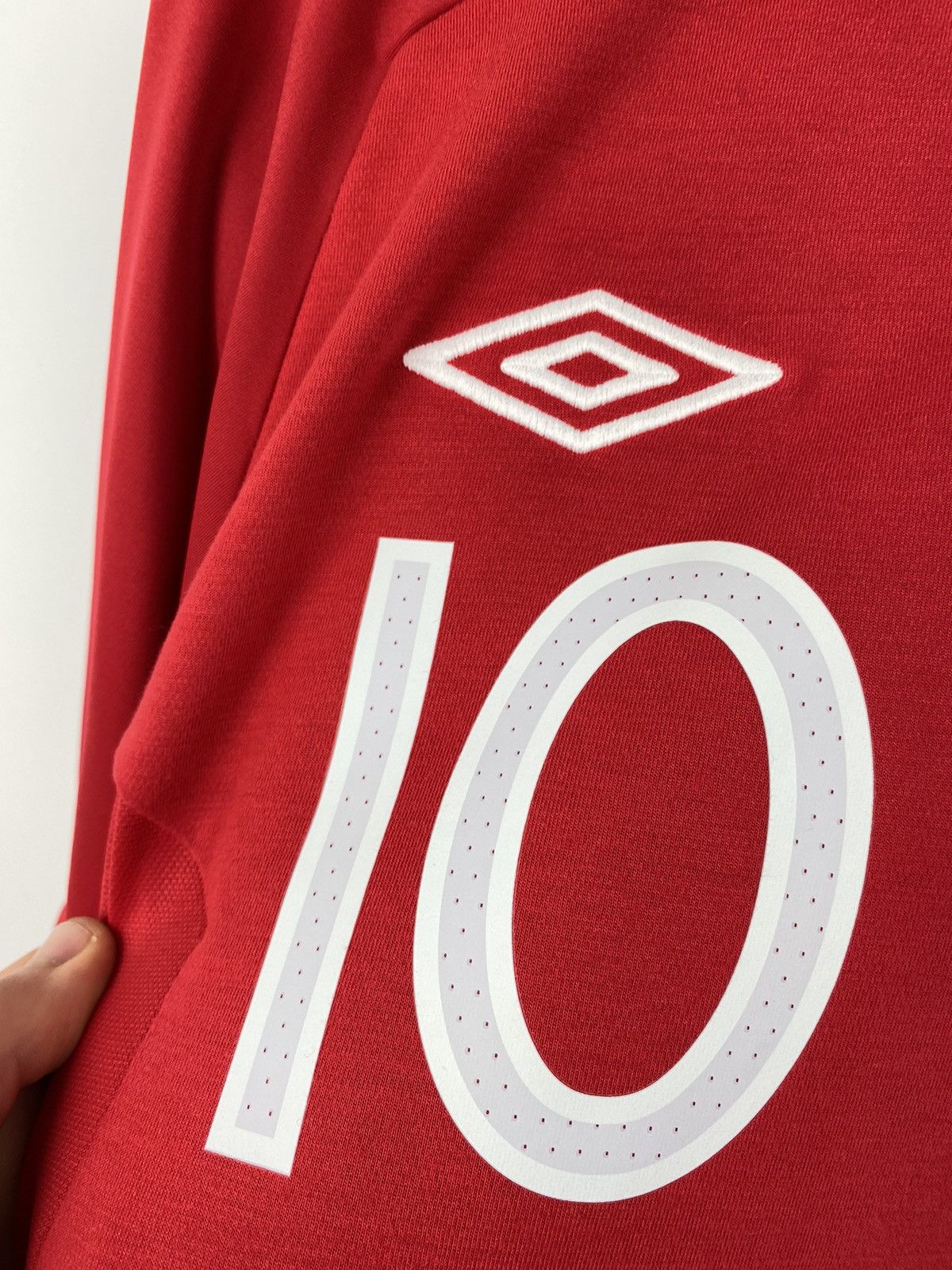 Umbro England Rooney 2010 Football Soccer Jersey Italy Beckham Size US S / EU 44-46 / 1 - 6 Thumbnail