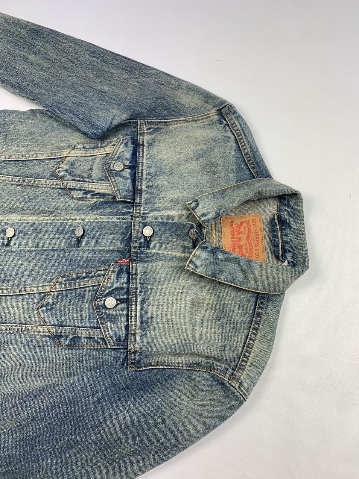 Levi's Levis men’s denim trucker jacket Size US L / EU 52-54 / 3 - 2 Thumbnail