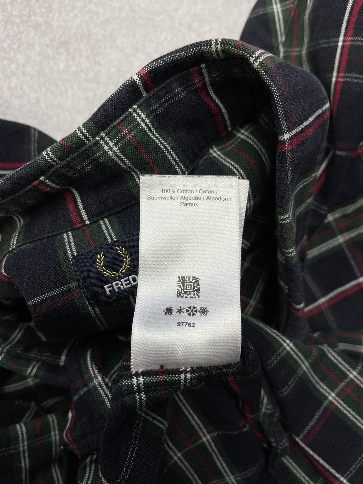 Fred Perry Vintage Fred Perry Shirt Into a cage Y2K Size US L / EU 52-54 / 3 - 8 Thumbnail
