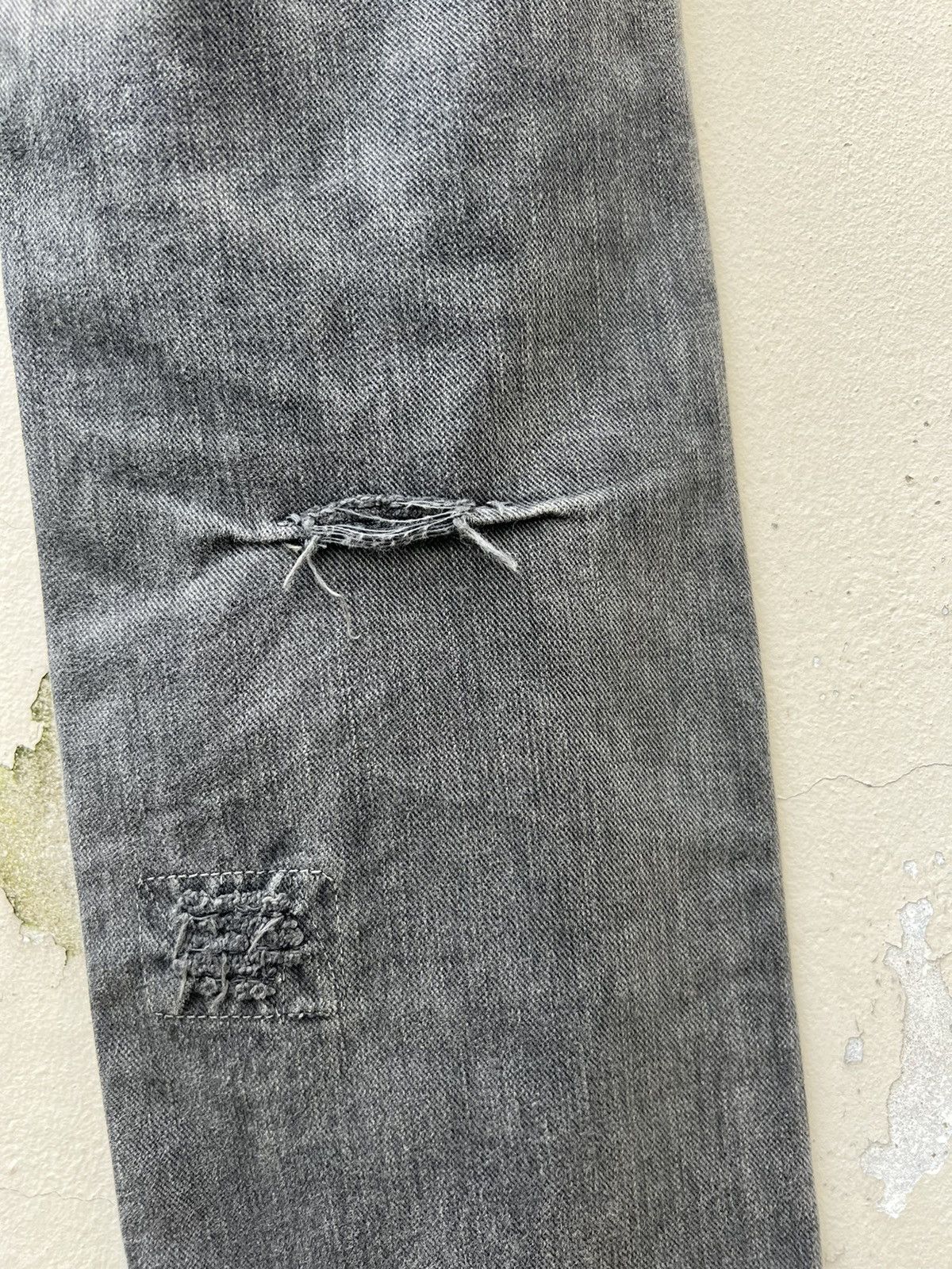 TMT Vintage TMT Japan Rips Distressed Sun Fade Black Denim Jeans Size US 31 - 18 Thumbnail