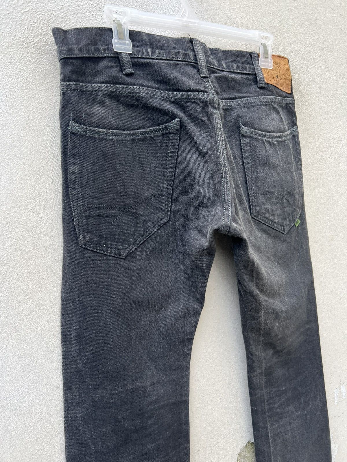 Vintage Vintage GERUGA Japan Sun Faded Black Denim Jeans Size US 31 - 12 Thumbnail