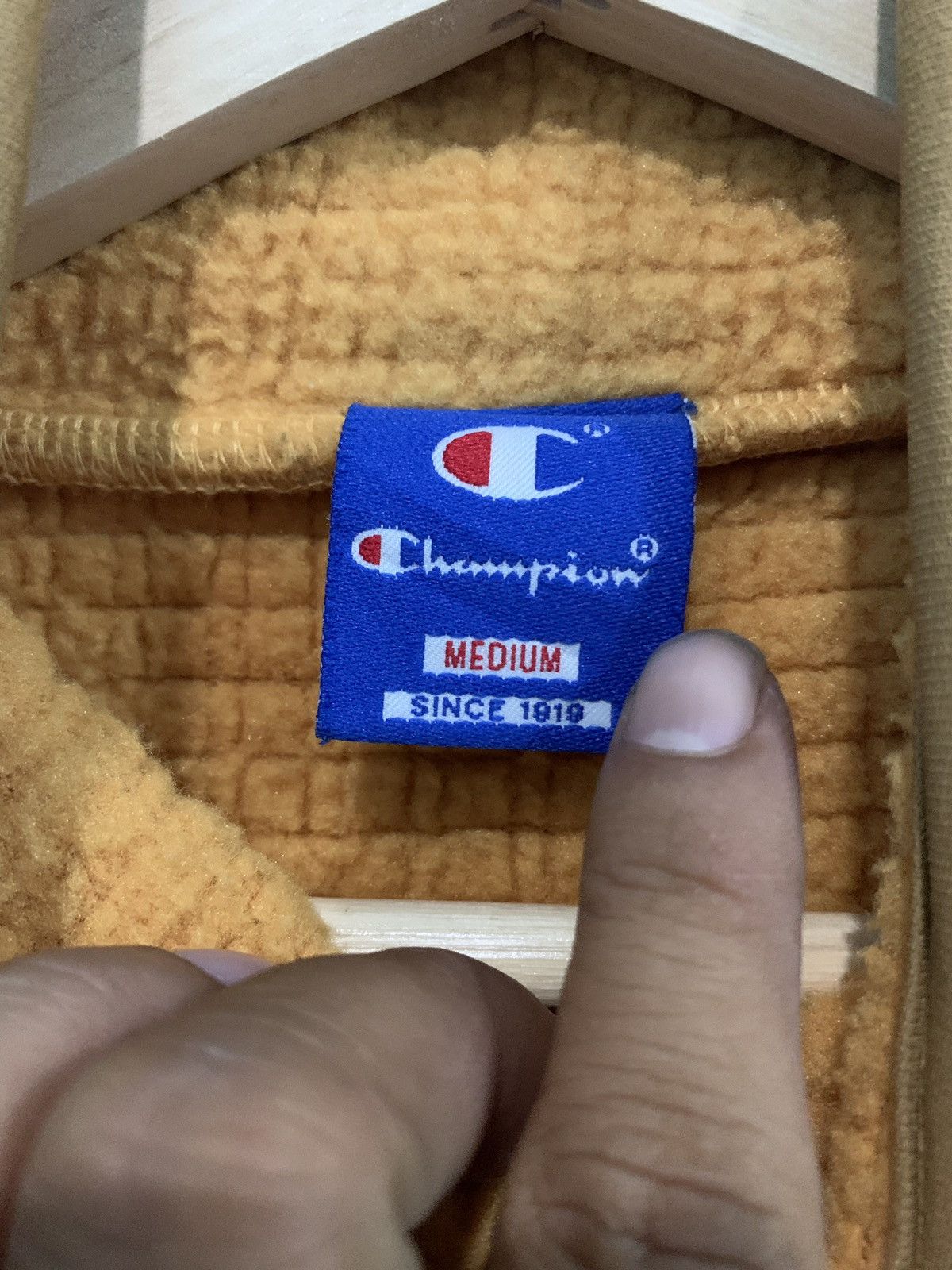 Champion × Vintage Vintage Champion Gold Fleence Zip Up Unique Colour Size US M / EU 48-50 / 2 - 5 Thumbnail