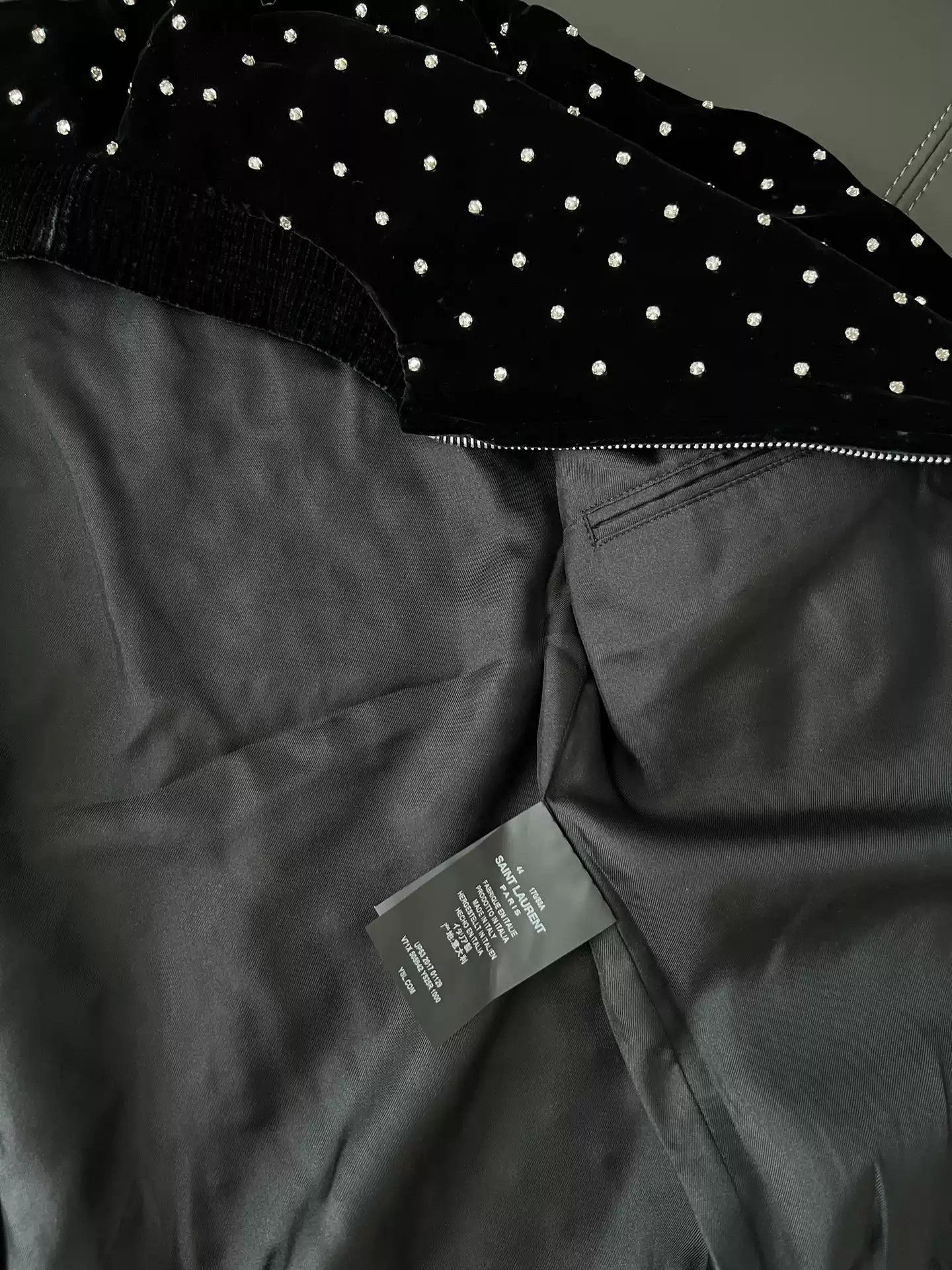 Saint Laurent Paris Saint Laurent Black Velvet Jacket Size 44 Size US S / EU 44-46 / 1 - 8 Thumbnail