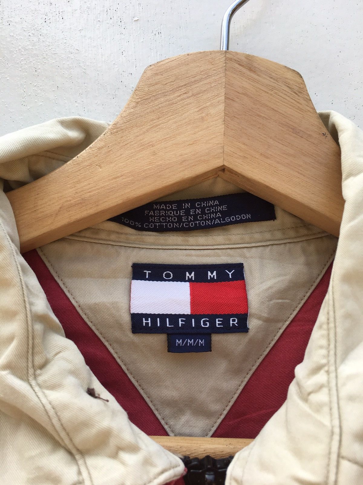 Tommy Hilfiger Vintage Tommy Hilfiger Zip Up Longsleeve Shirt Size US L / EU 52-54 / 3 - 8 Thumbnail