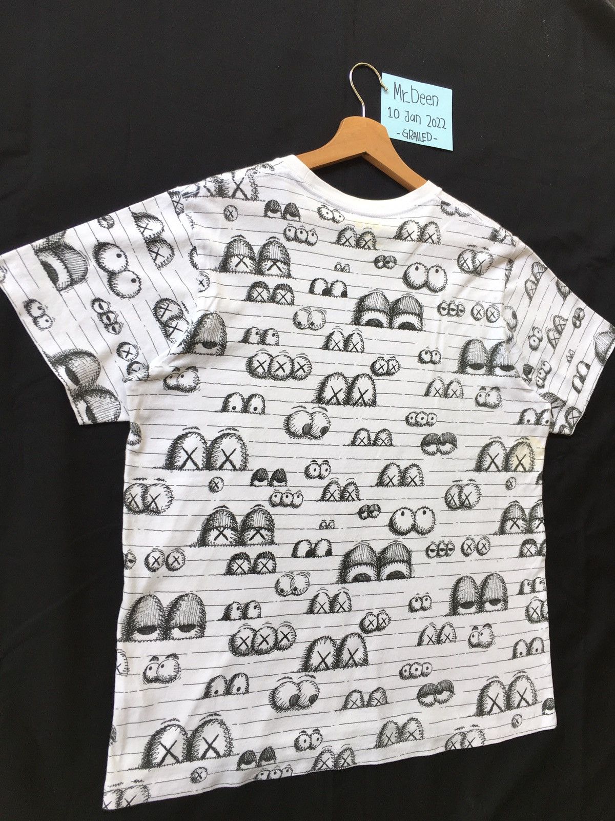Kaws × Uniqlo Rare Uniqlo x KAWS Graphic Logo Tshirt Size US L / EU 52-54 / 3 - 10 Thumbnail