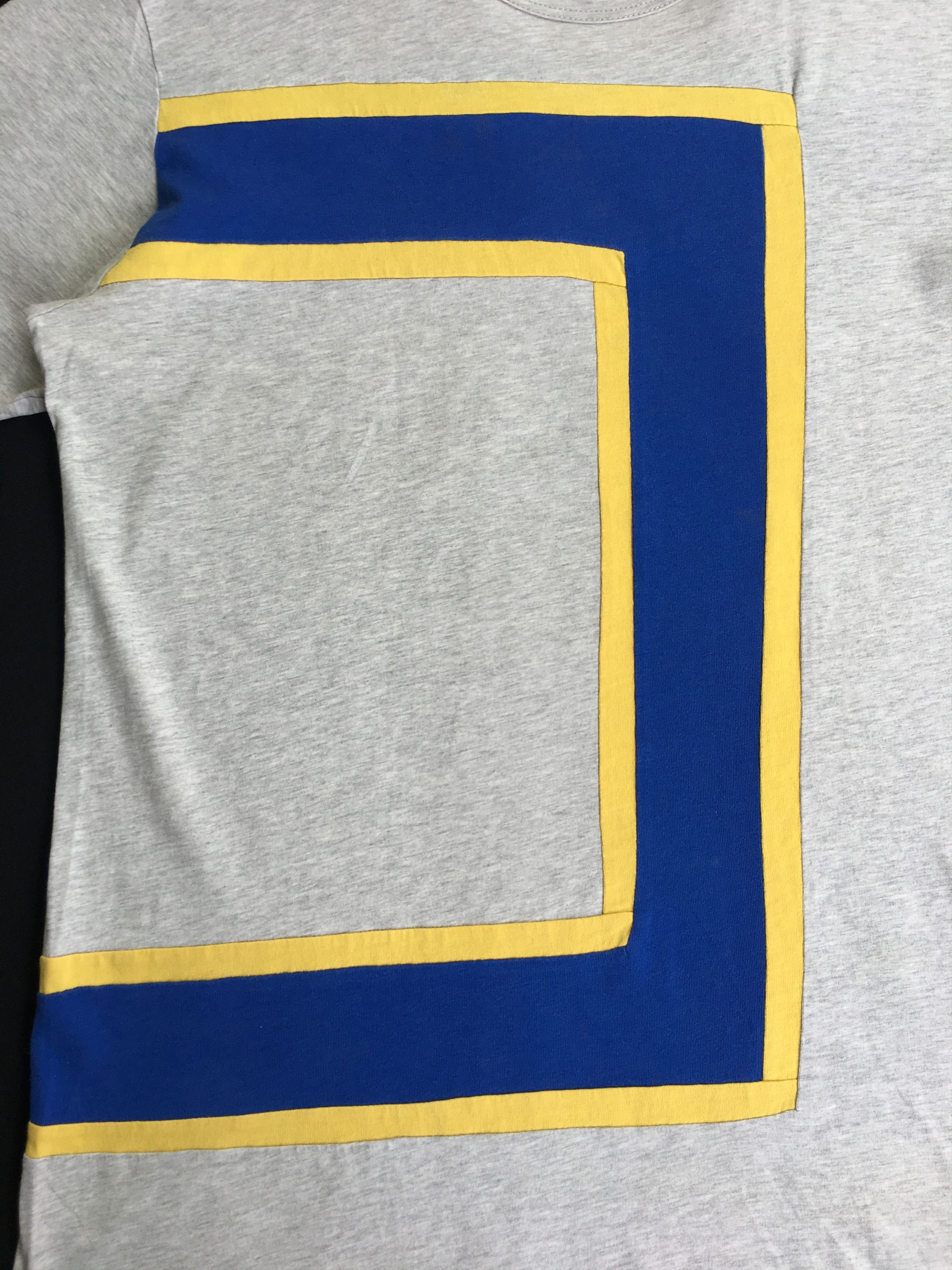 Comme des Garcons Rare Vintage Comme des Garcons Patches Tshirt Size US M / EU 48-50 / 2 - 5 Thumbnail