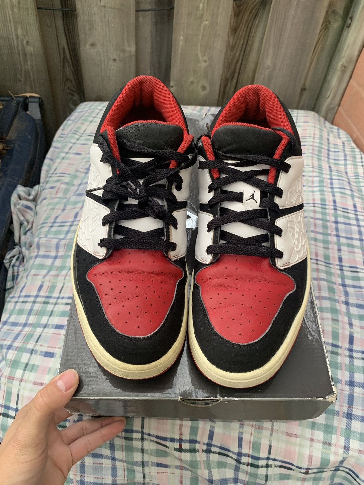 Jordan Brand × Nike Jordan 1 Low Nu Retro Varsity Red 2007 Size US 11 / EU 44 - 2 Thumbnail