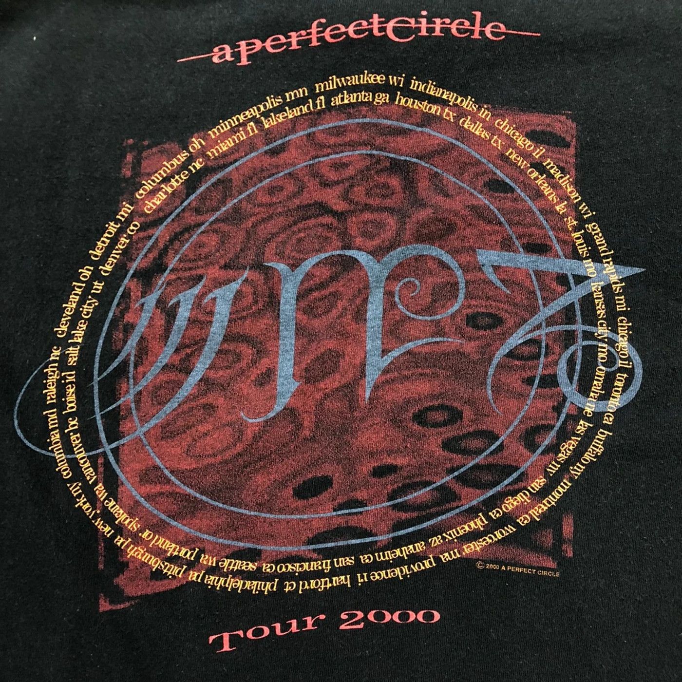 Band Tees Vintage 2000 Perfect Circle Tool Shirt Graphic Band Tour Tee Size US XL / EU 56 / 4 - 2 Thumbnail