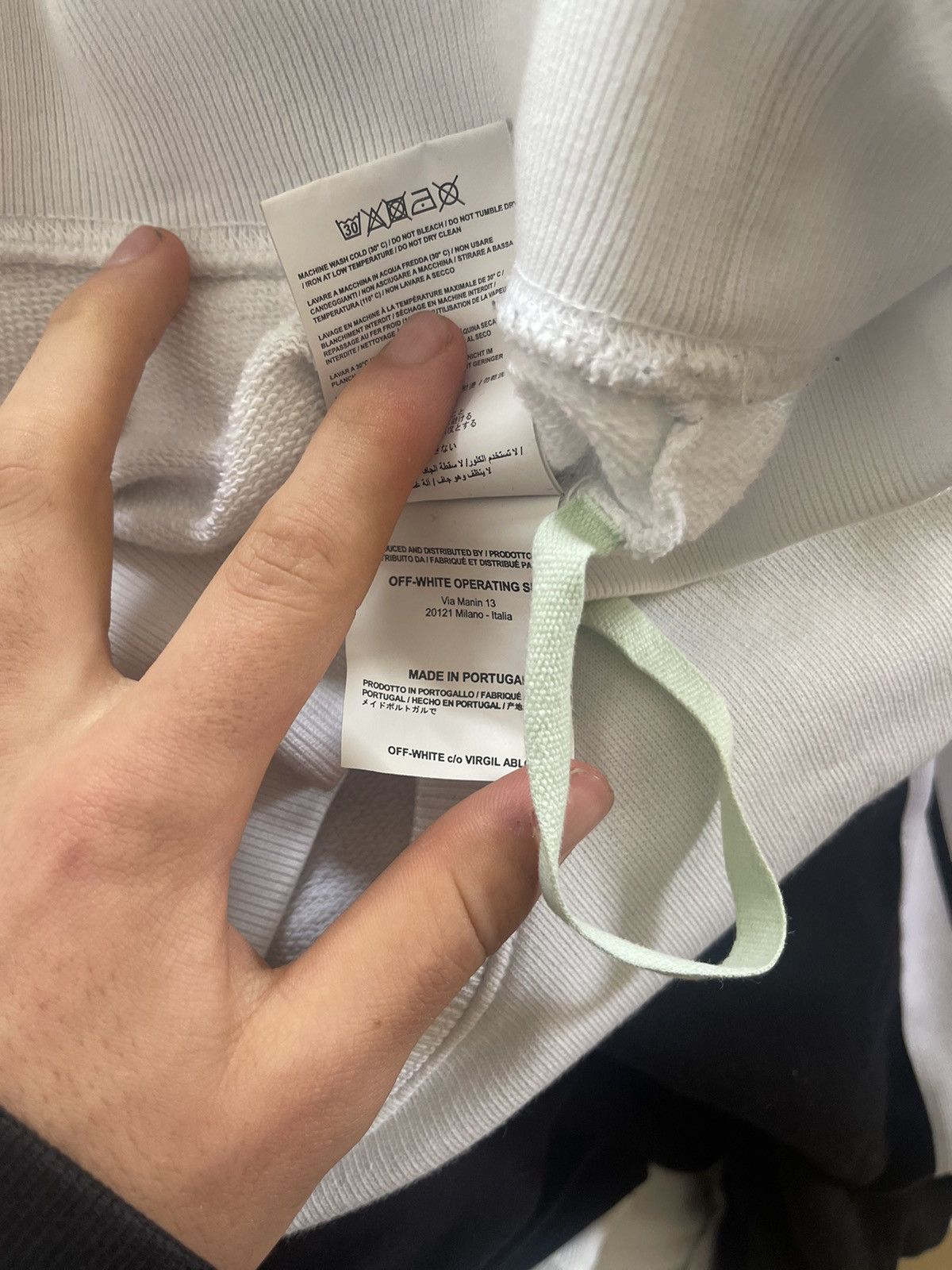 Off-White Off white Caravaggio crewneck Size US M / EU 48-50 / 2 - 13 Thumbnail