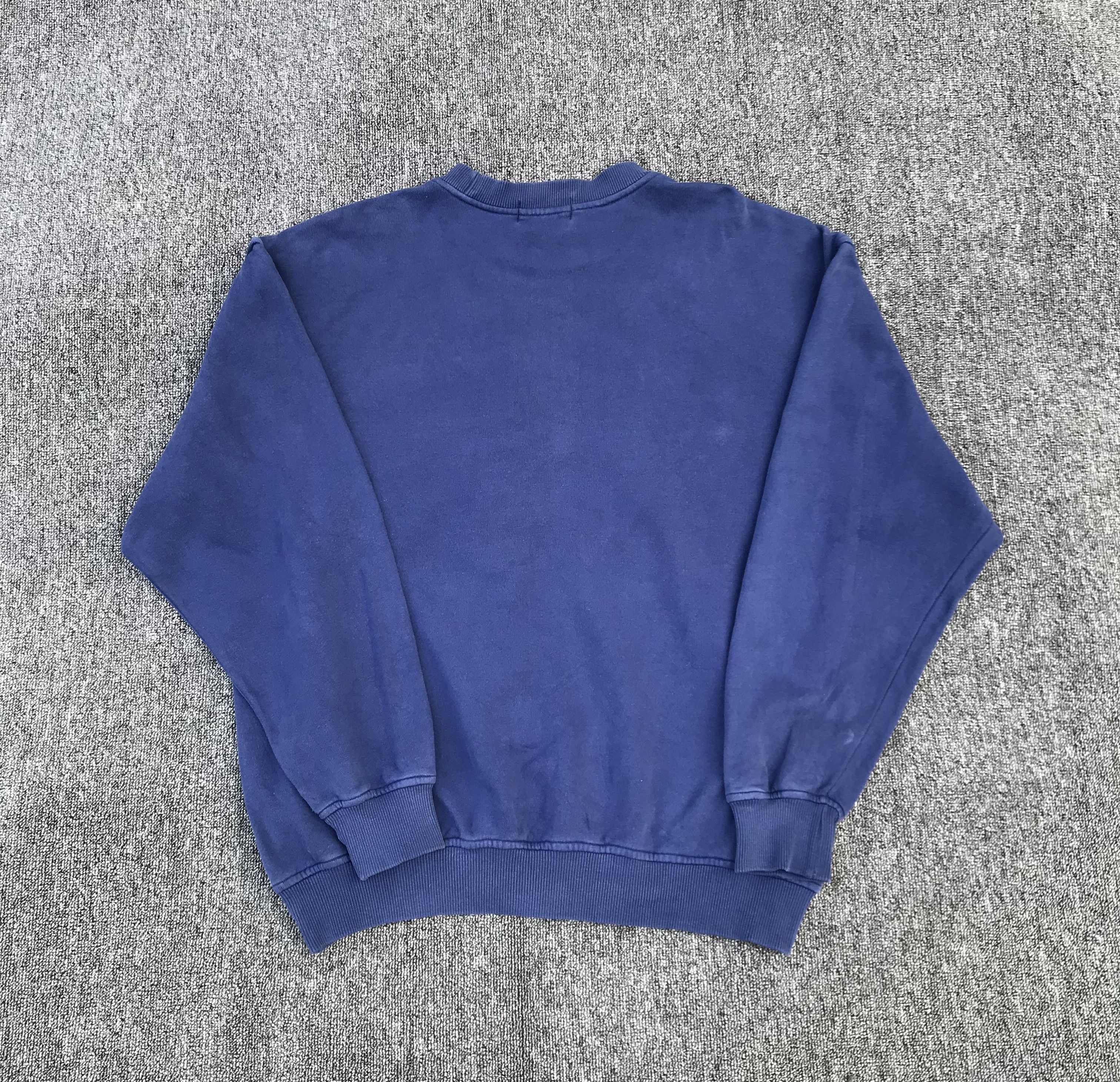 Vintage Vintage Valentino blue faded crewneck embroidered logo Size US XL / EU 56 / 4 - 5 Thumbnail