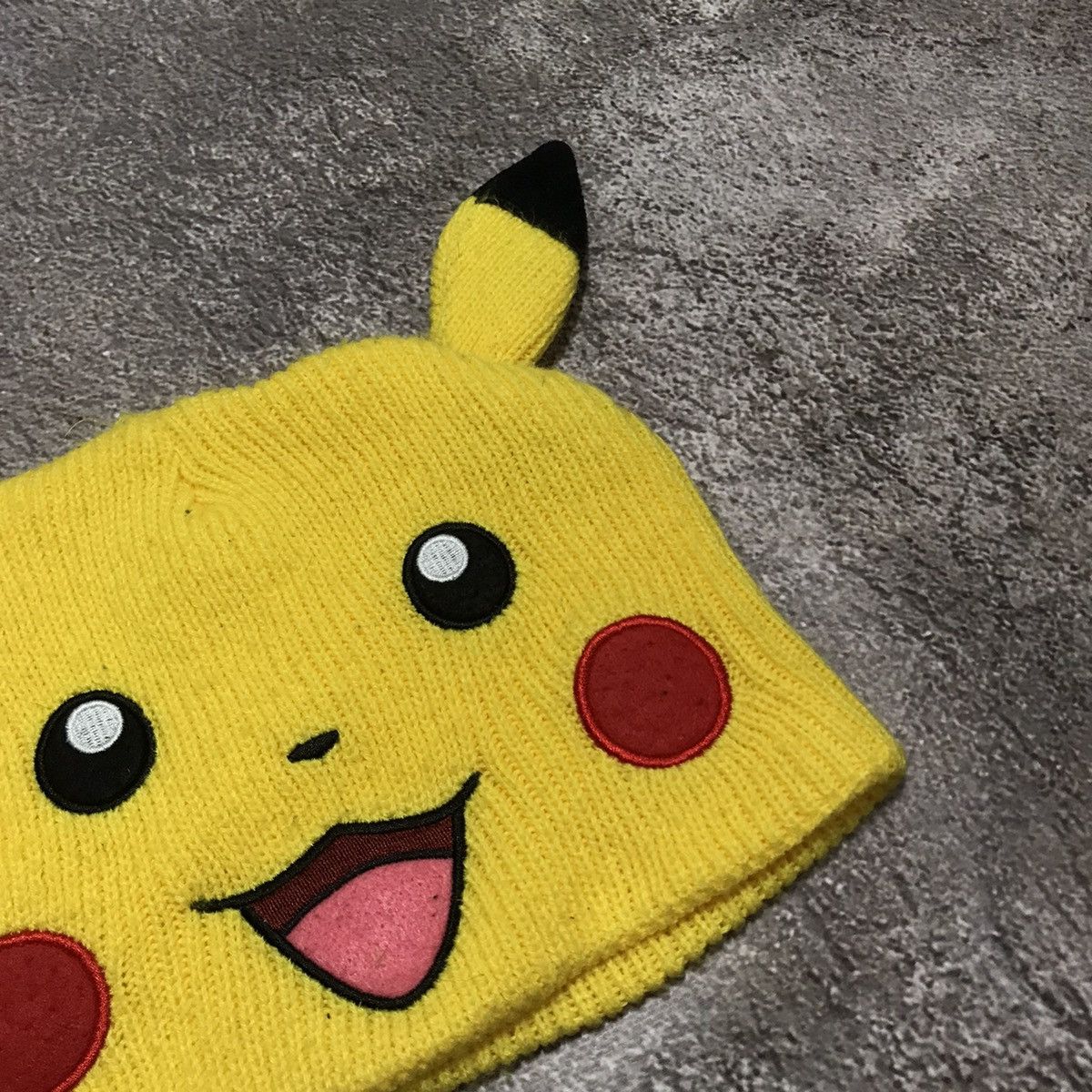 Vintage Vintage Y2K Pokemon Pikachu Beanie Hat Streetwear Worn In OS Size ONE SIZE - 5 Thumbnail