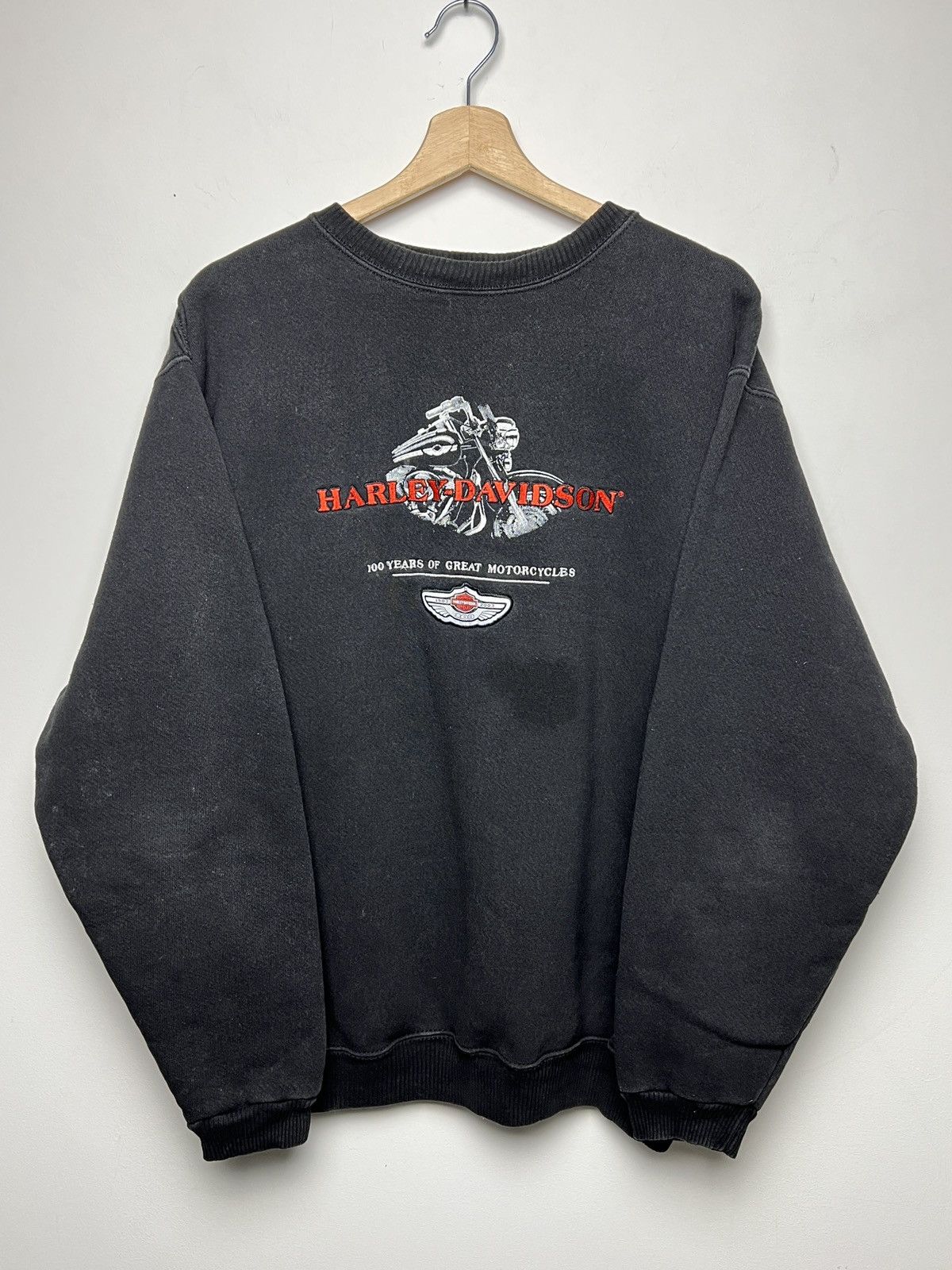 image of Harley Davidson Sweatshirt Crewneck Vintage Thrashed in Washed Black, Men's (Size Large)