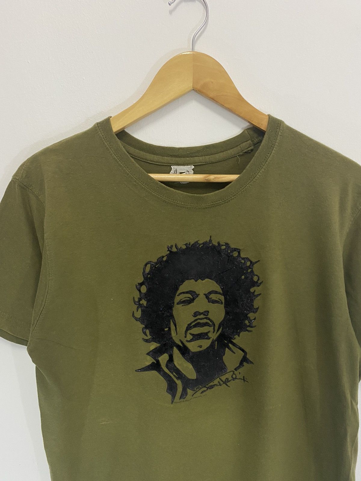 Band Tees × Jimi Hendrix × Vintage Vintage Jimi Hendrix Embroidery Logo T-Shirt Size US M / EU 48-50 / 2 - 5 Thumbnail