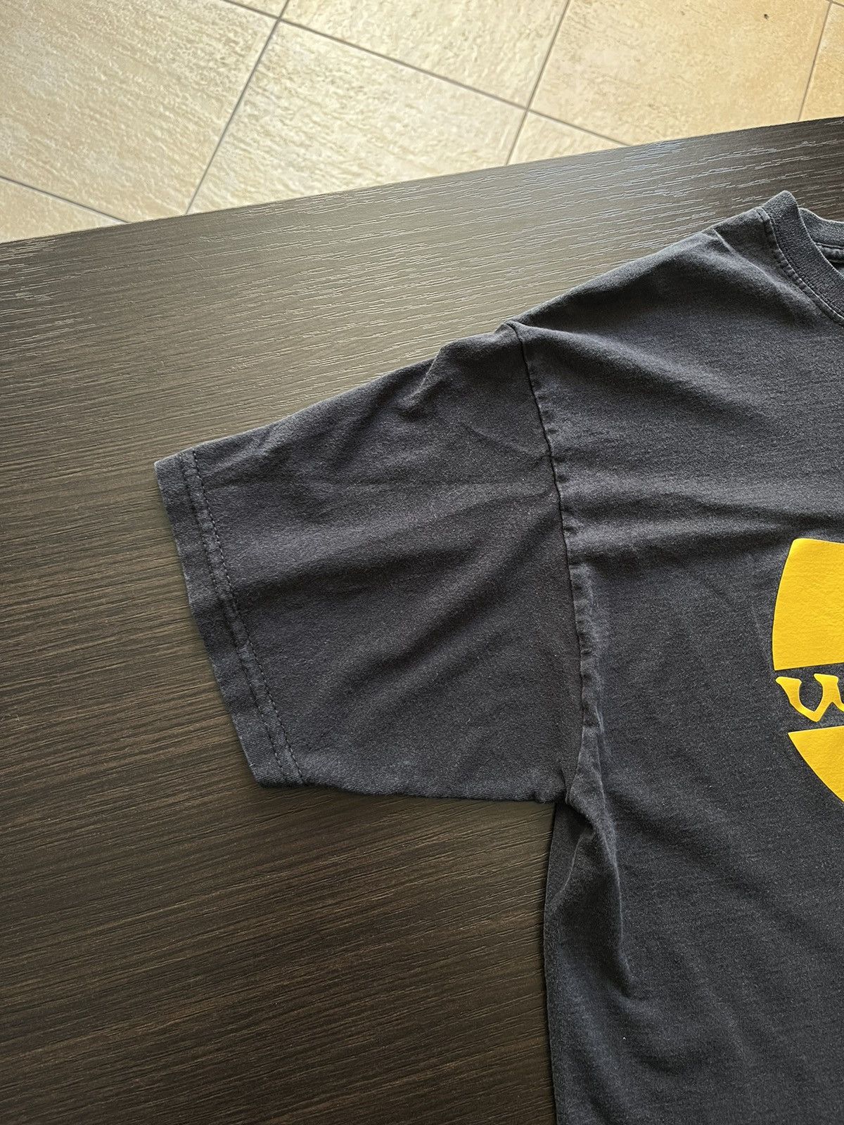 Vintage Wu Tang clan rap 2pac tshirt Size US M / EU 48-50 / 2 - 4 Thumbnail