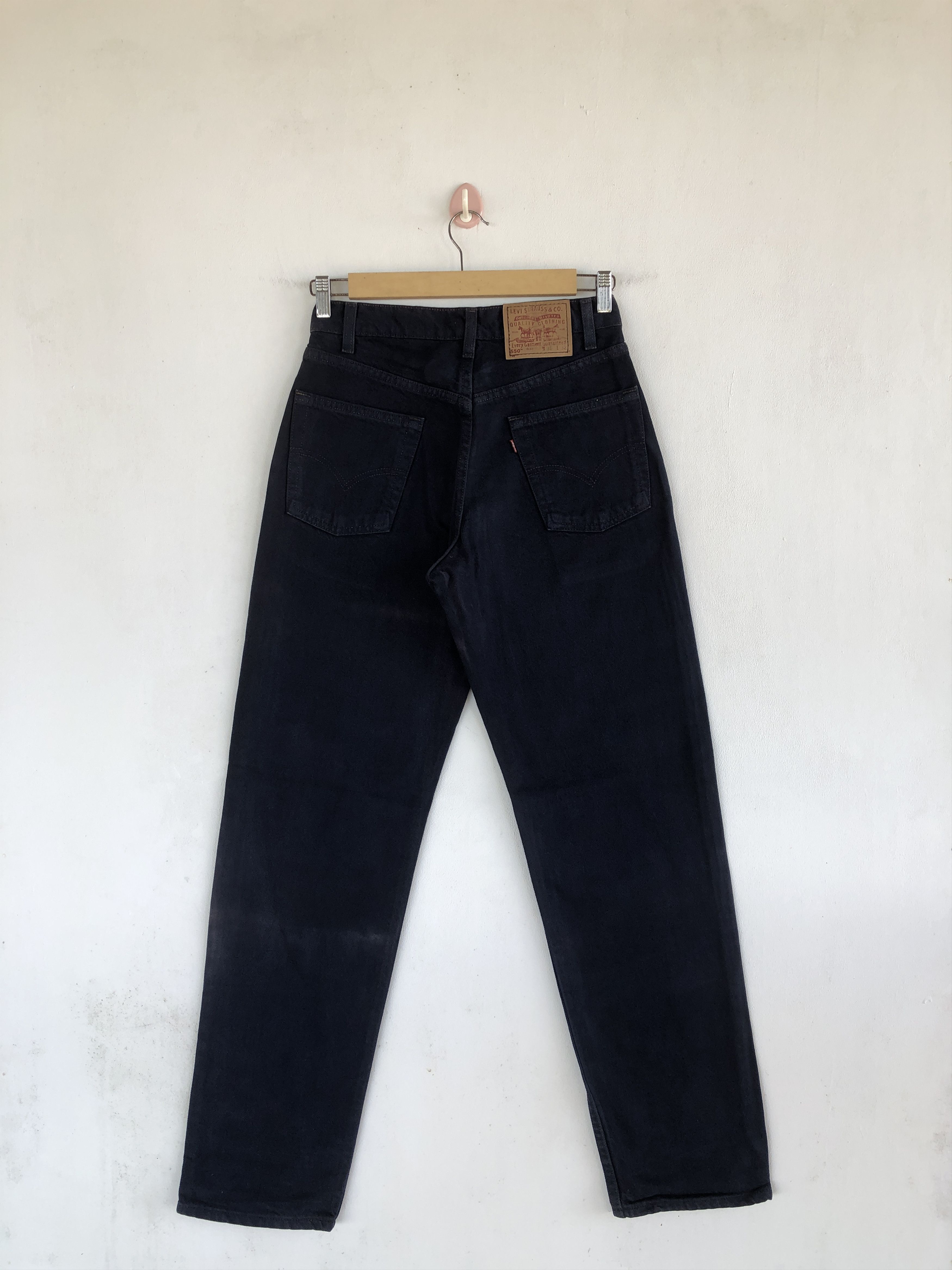 Levi's Vintage Levis Faded Black Jeans Levi's 550 Denim Pants Size 26" / US 2 / IT 38 - 2 Thumbnail