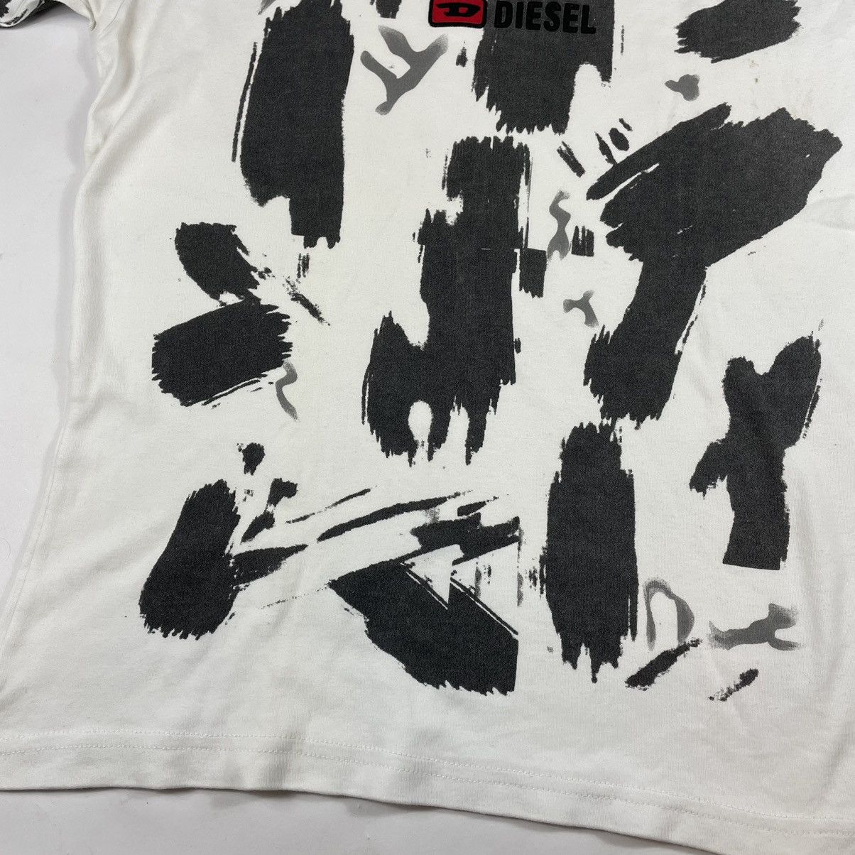 Diesel × Vintage Vintage Diesel T-Shirt Y2K Avant Garde All Over Print Size US XL / EU 56 / 4 - 5 Thumbnail