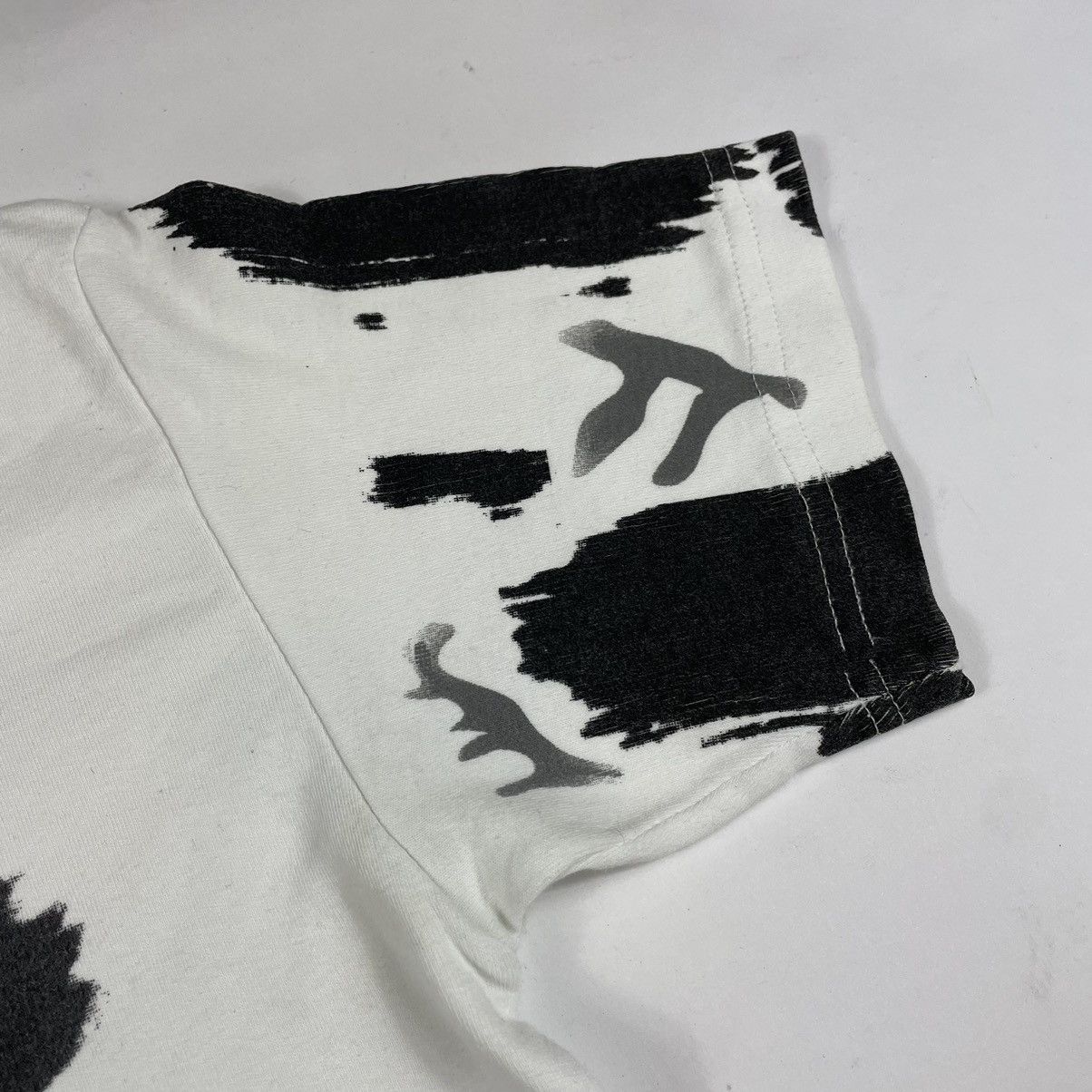 Diesel × Vintage Vintage Diesel T-Shirt Y2K Avant Garde All Over Print Size US XL / EU 56 / 4 - 4 Thumbnail