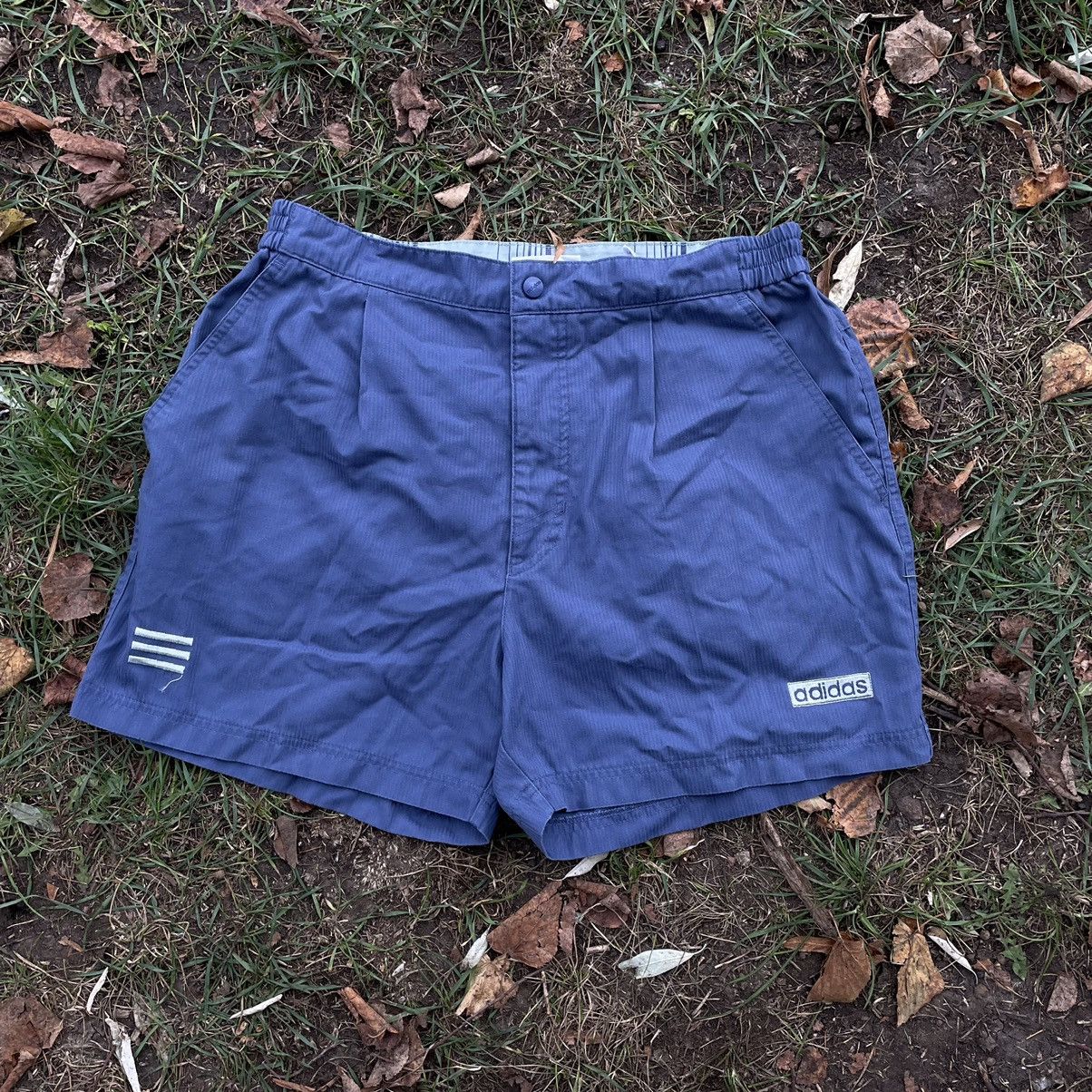 Vintage Vintage 90s Adidas Stripes Shorts Streetwear Skate Boxy 34 Size US 34 / EU 50 - 1 Thumbnail