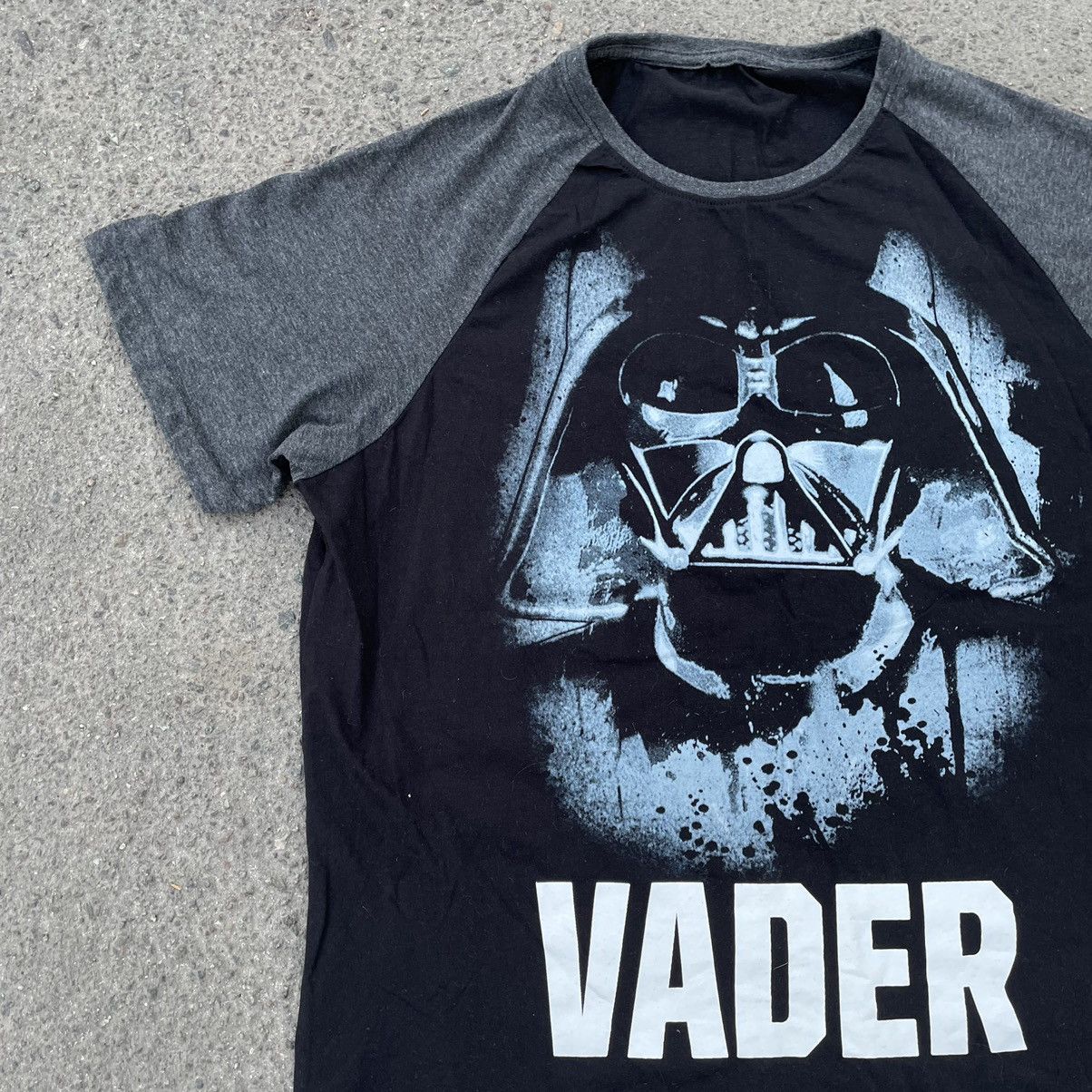 Vintage Vintage Y2K Darth Vader Graphic Tee Streetwear Boxy Baggy XL Size US XL / EU 56 / 4 - 3 Thumbnail