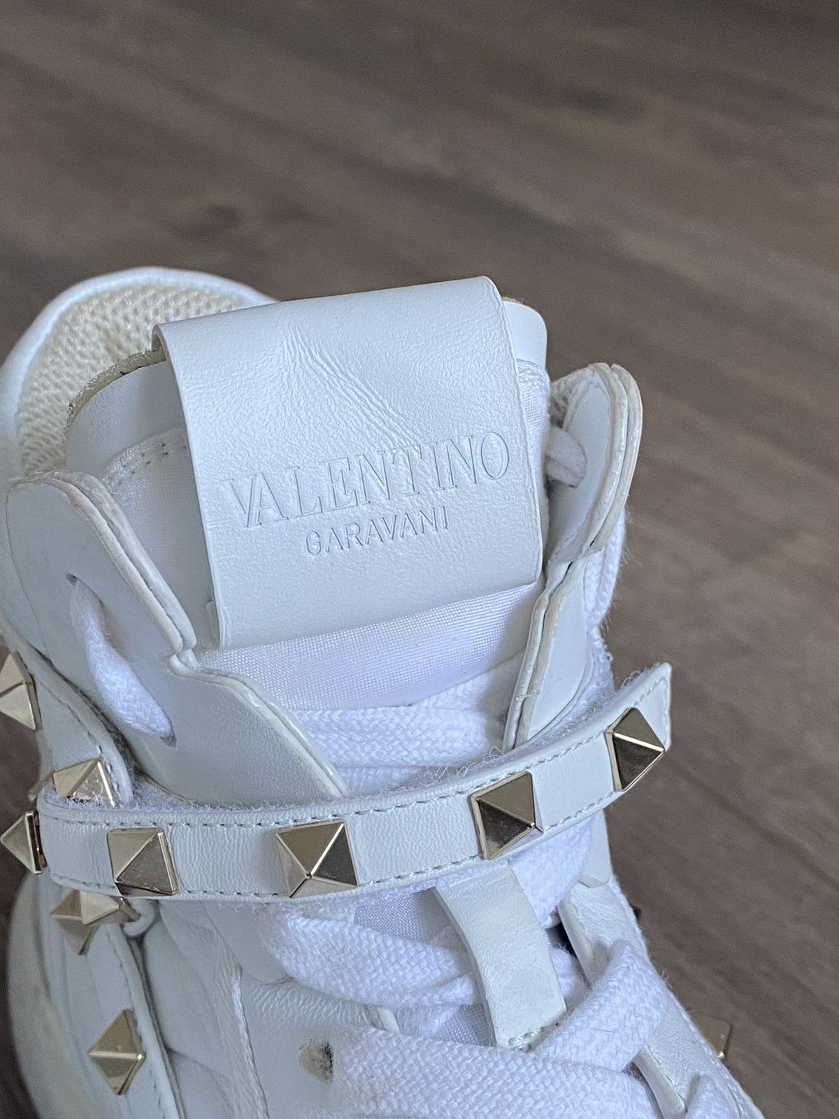Valentino Valentino White Leather Rockstud Amor High Top Trainers Size US 7 / IT 37 - 8 Thumbnail
