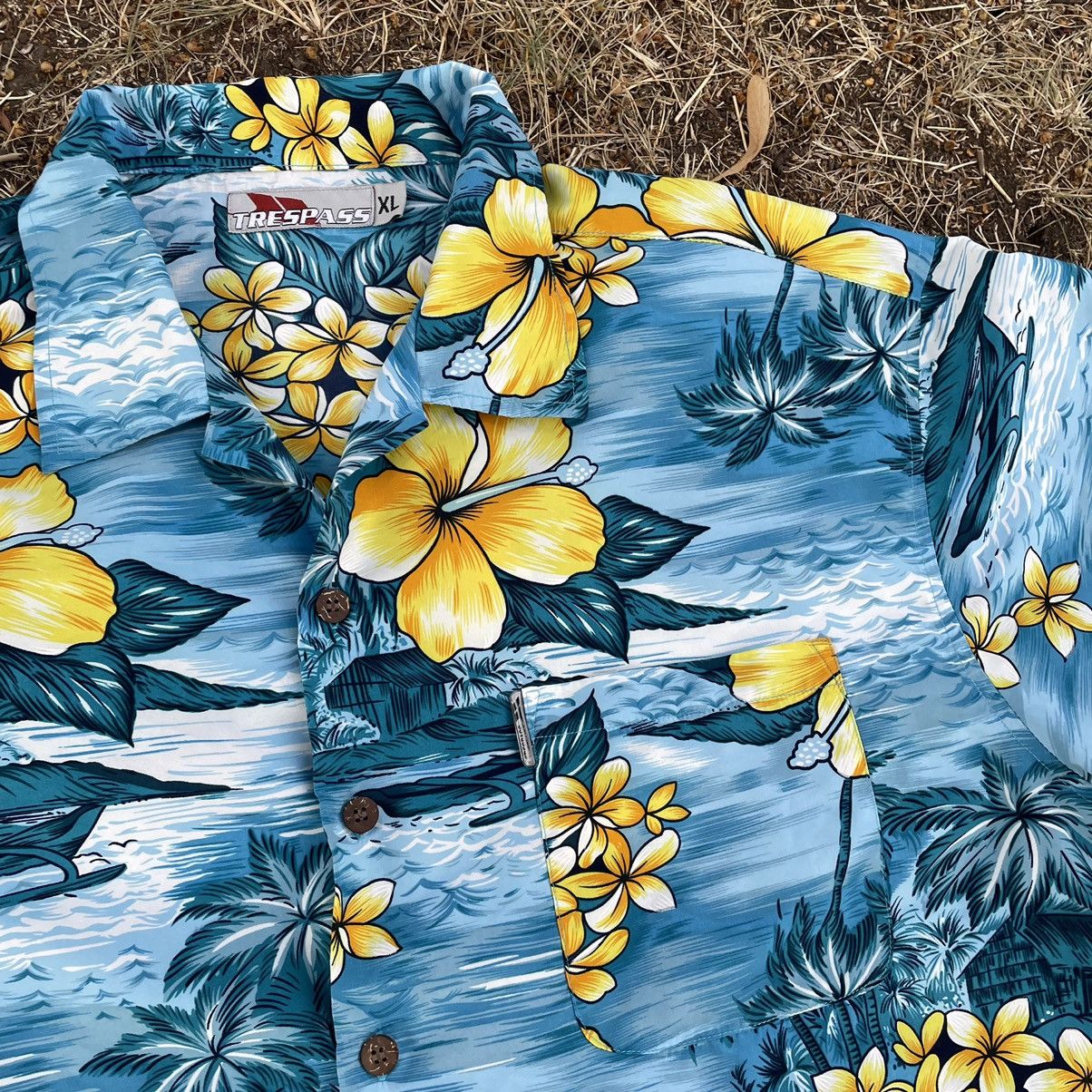 Vintage Vintage 90s Hawaiian Shirt All Over Print Streetwear Y2K XL Size US XL / EU 56 / 4 - 6 Thumbnail