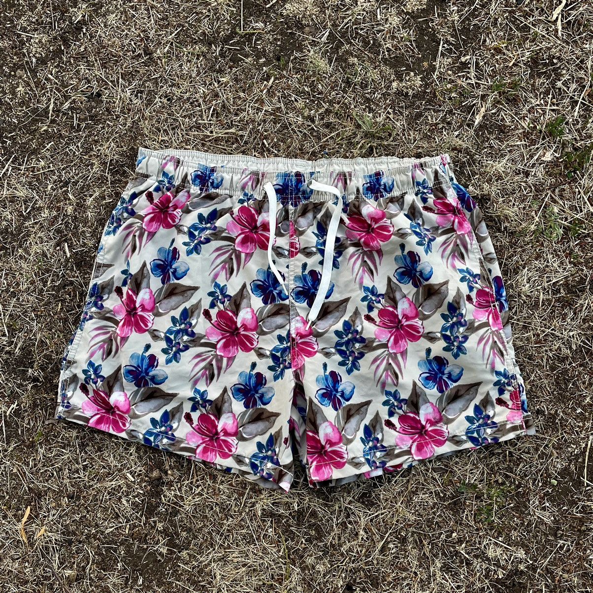 Vintage Vintage Y2K Floral Baggy Shorts Streetwear Rave Summer 34 Size US 34 / EU 50 - 2 Thumbnail
