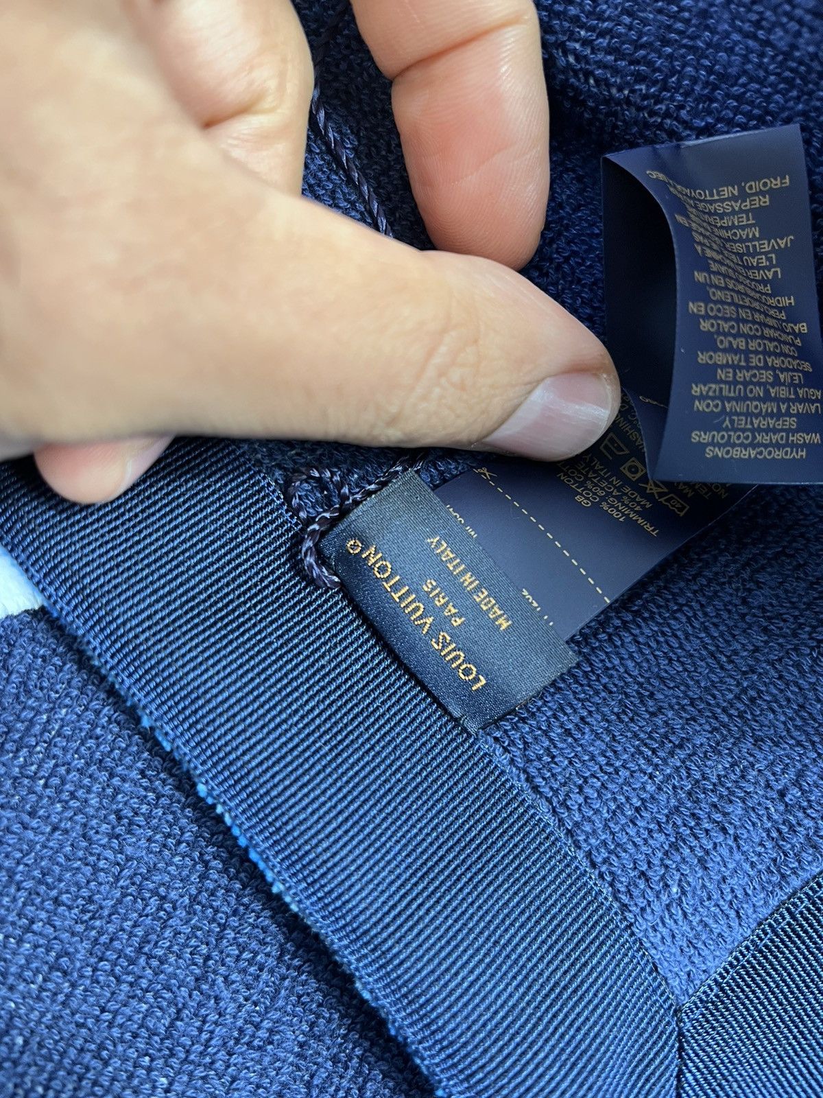Louis Vuitton × Virgil Abloh LOUIS VUITTON MP3347 MONOGRAM BANDANA BEACH TOWEL Size ONE SIZE - 9 Thumbnail