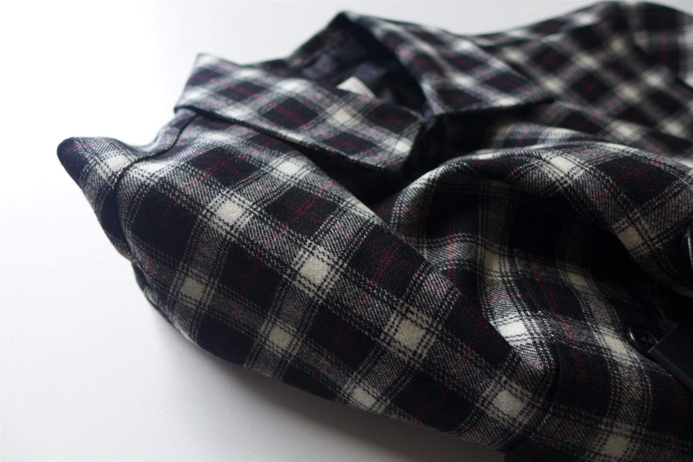 Saint Laurent Paris Saint Laurent FW20 Plaid Wool Check Shirt - Size 40 Size US M / EU 48-50 / 2 - 11 Thumbnail
