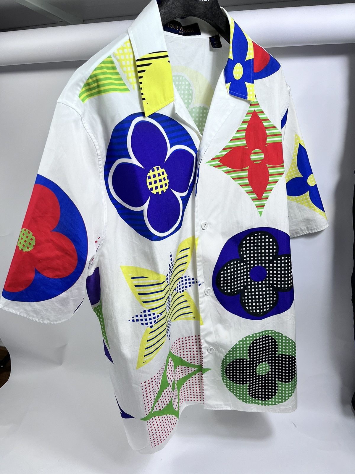 Virgil Abloh LOUIS VUITTON MULTI COLOUR MONOGRAM PRNT SHIRT Size US XL / EU 56 / 4 - 1 Thumbnail