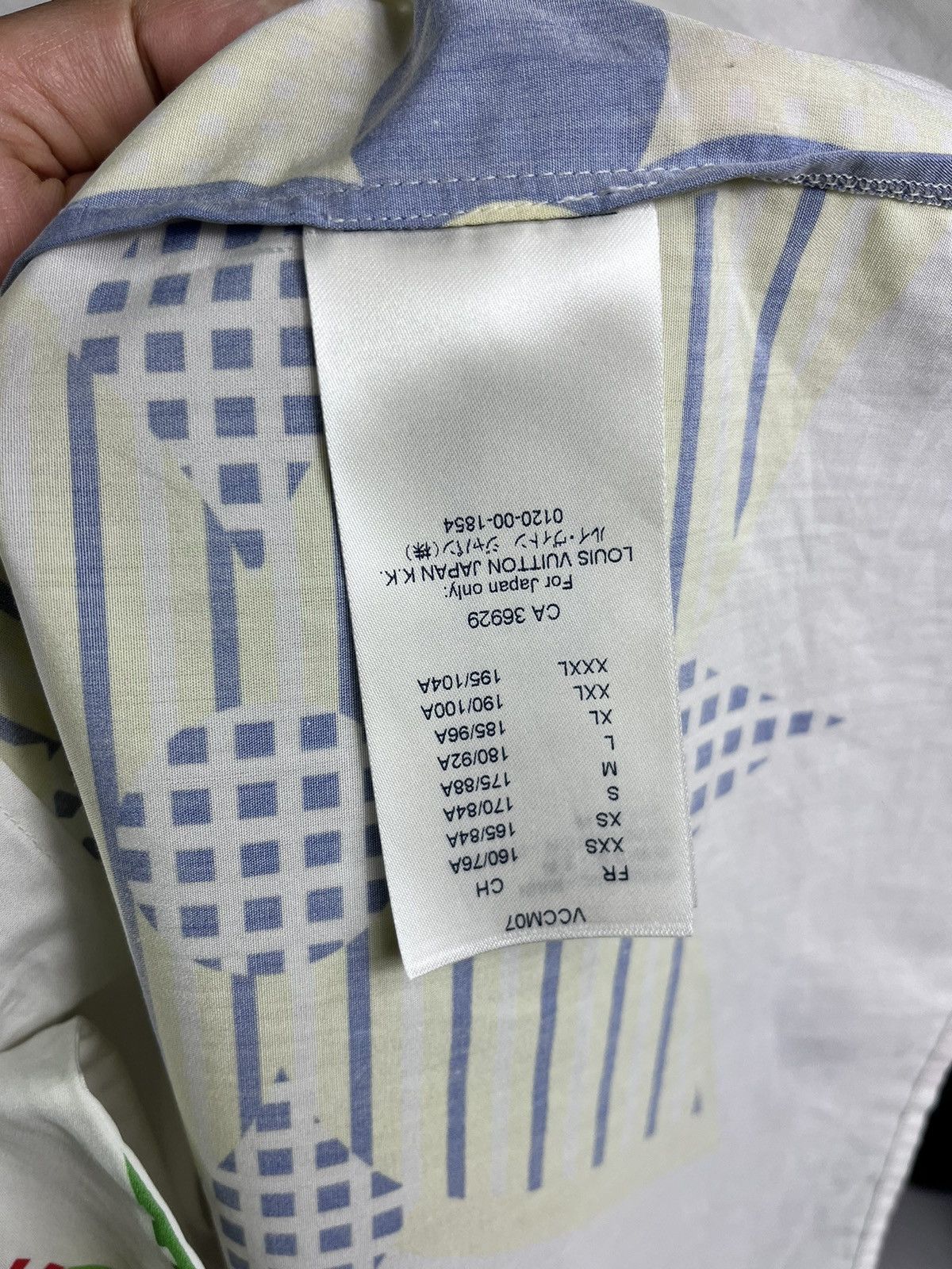 Virgil Abloh LOUIS VUITTON MULTI COLOUR MONOGRAM PRNT SHIRT Size US XL / EU 56 / 4 - 11 Thumbnail