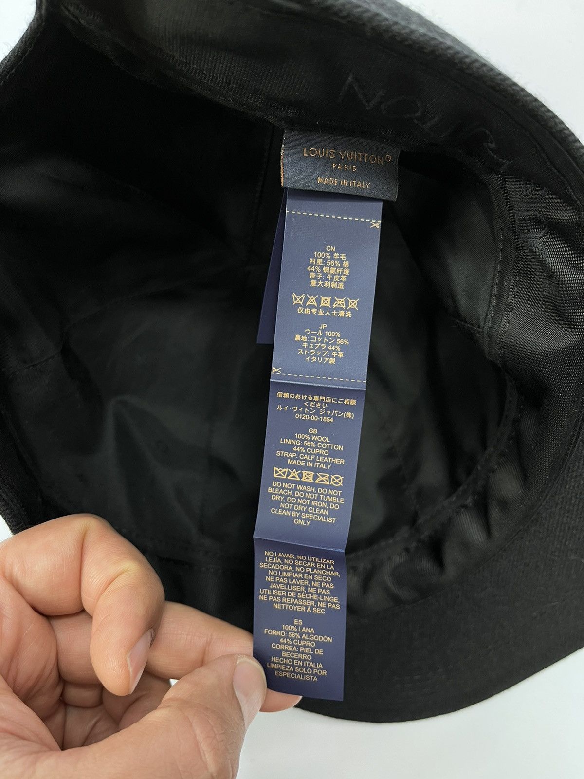 Louis Vuitton LOUIS VUITTON BATMAN CAP SIZE: 58 Size ONE SIZE - 5 Thumbnail