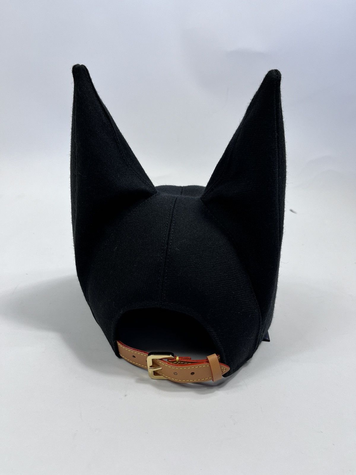 Louis Vuitton LOUIS VUITTON BATMAN CAP SIZE: 58 Size ONE SIZE - 2 Thumbnail